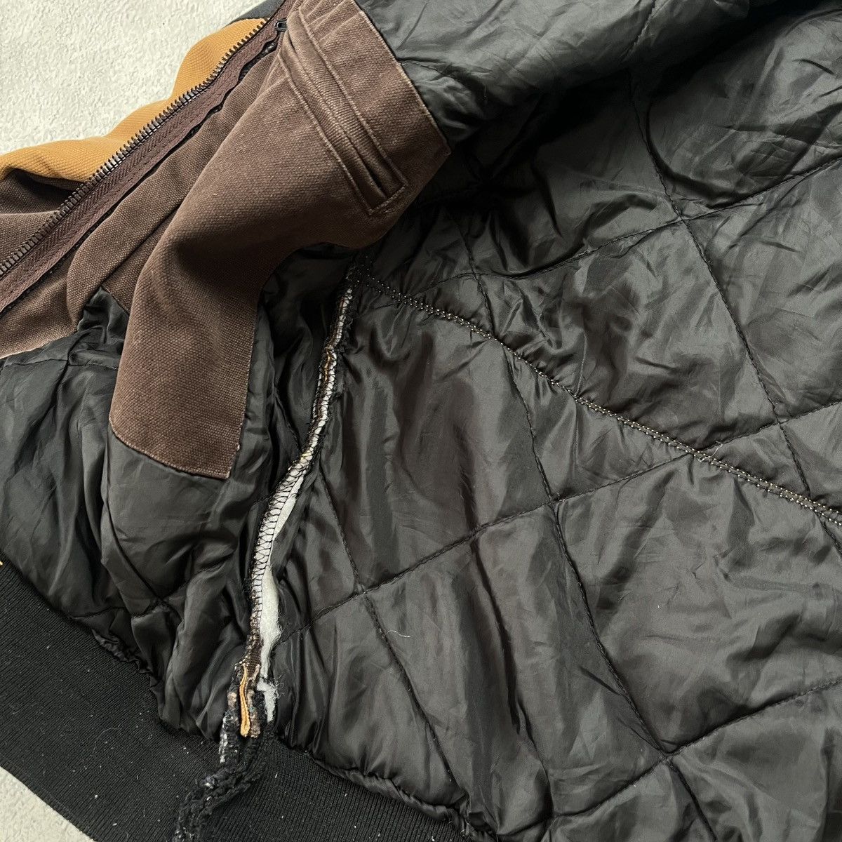 Carhartt Vintage Carhartt USA Flag distressed Reworked jacket Size US S / EU 44-46 / 1 - 12 Thumbnail