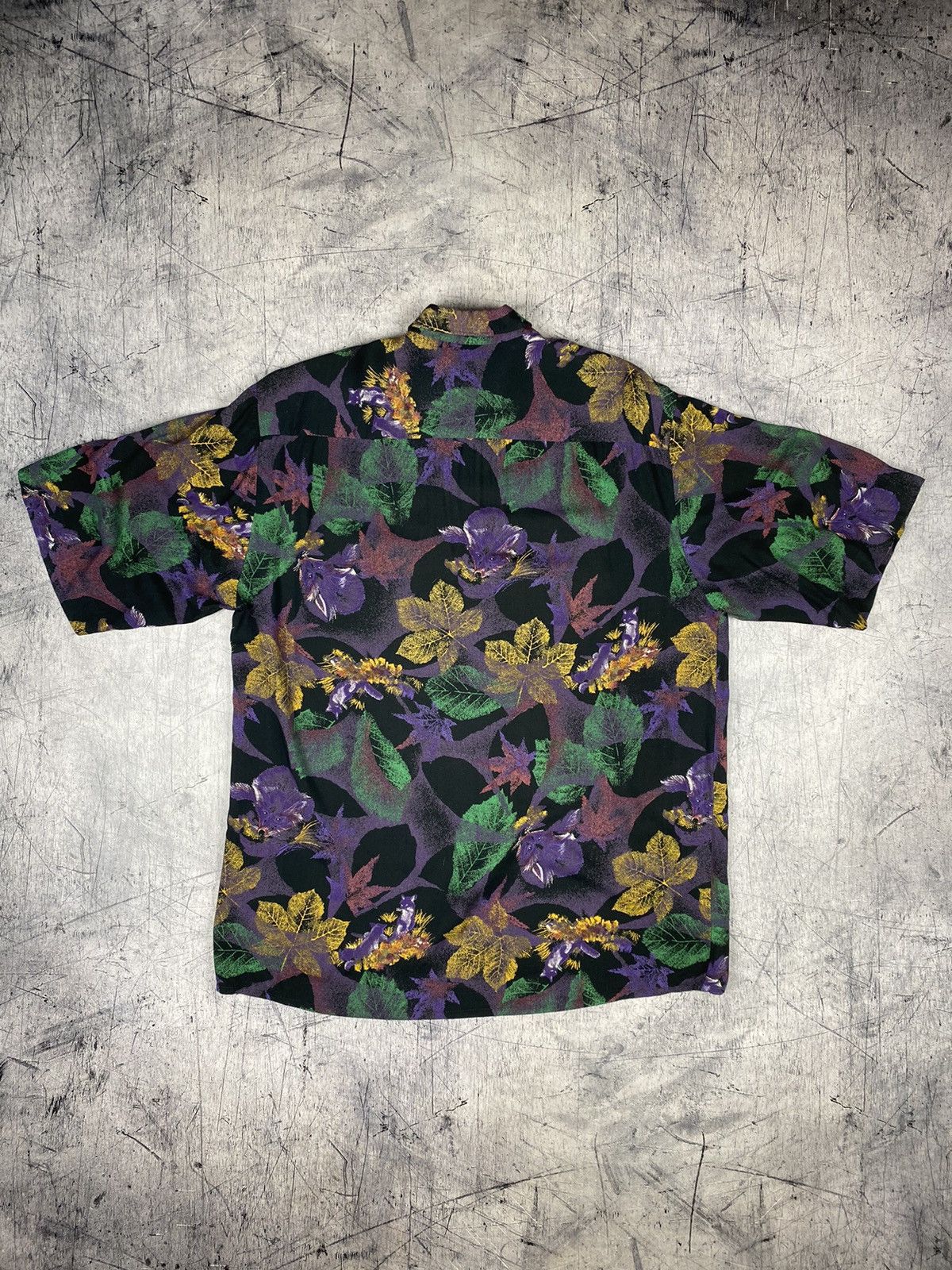 Vintage Vintage Fox Print Button Up Short Sleeve Crazy Shirt Size US S / EU 44-46 / 1 - 13 Thumbnail