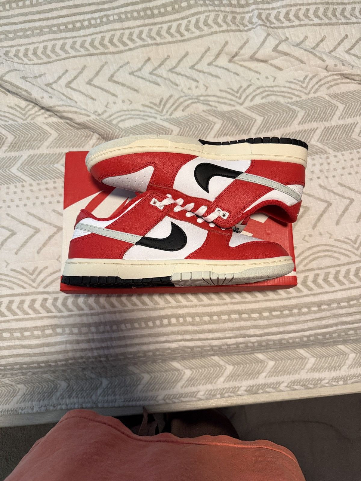 Nike Nike Dunk Low Chicago Split Size 9 Size US 9 / EU 42 - 4 Thumbnail