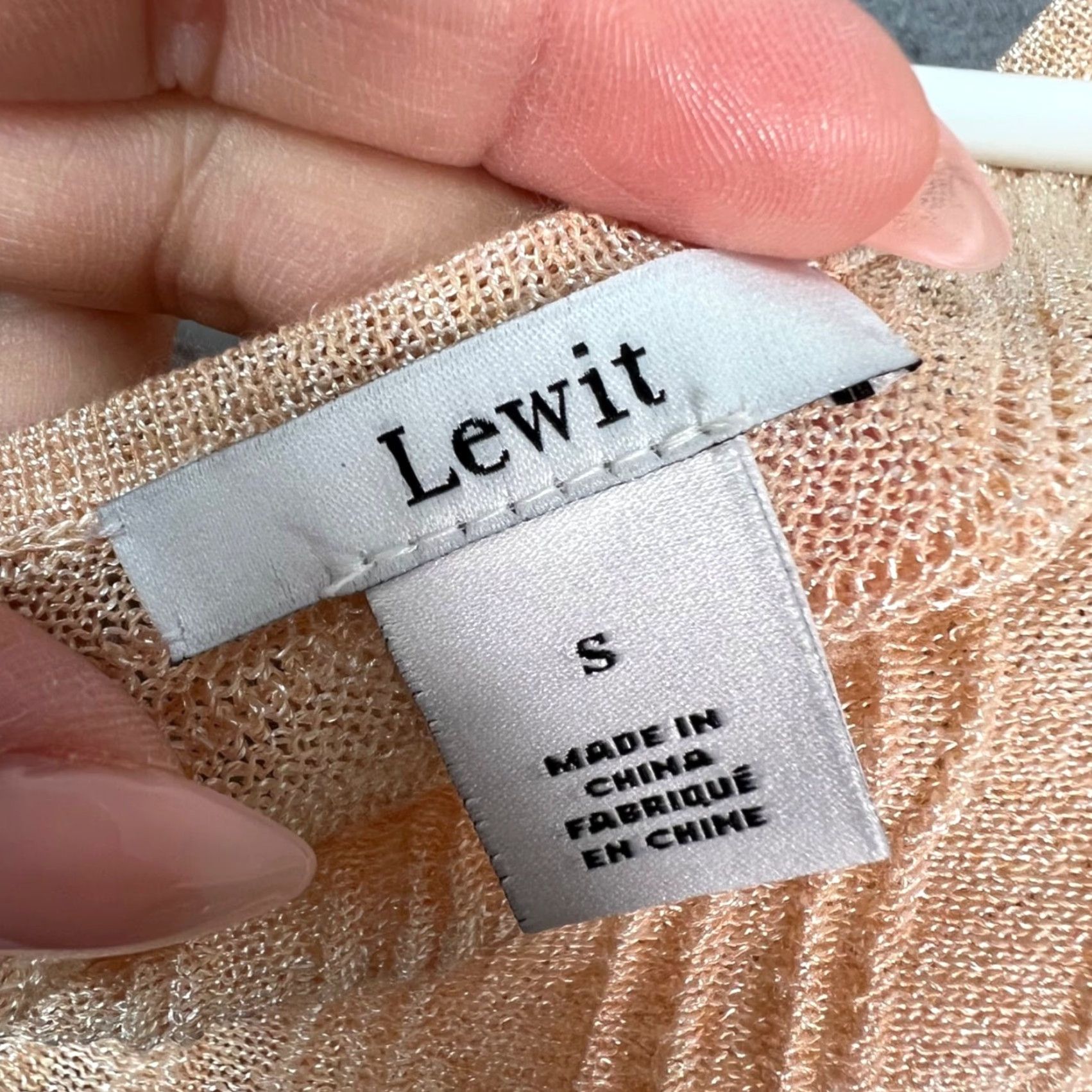 Vintage Lewit Womens Small V-Neck Metallic Ribbed Long Sleeve Top Peach Viscose Blend Shirt Women Small Peach Size S / US 4 / IT 40 - 3 Thumbnail