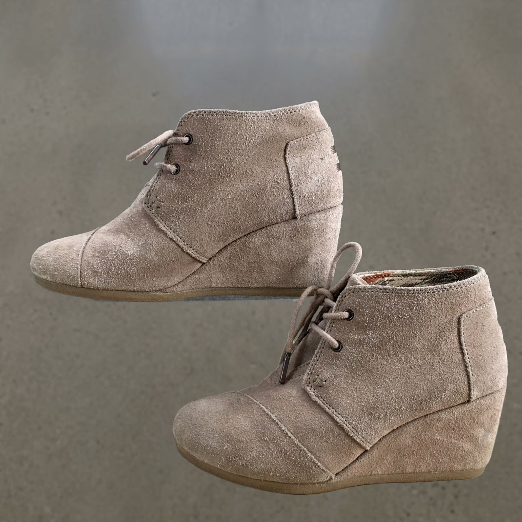 Toms TOMS Boots Womens 7 Wedge Desert Ankle Bootie Lace Up Brown Suede Comfort Casual Shoes Size US 7 / IT 37 - 1 Thumbnail