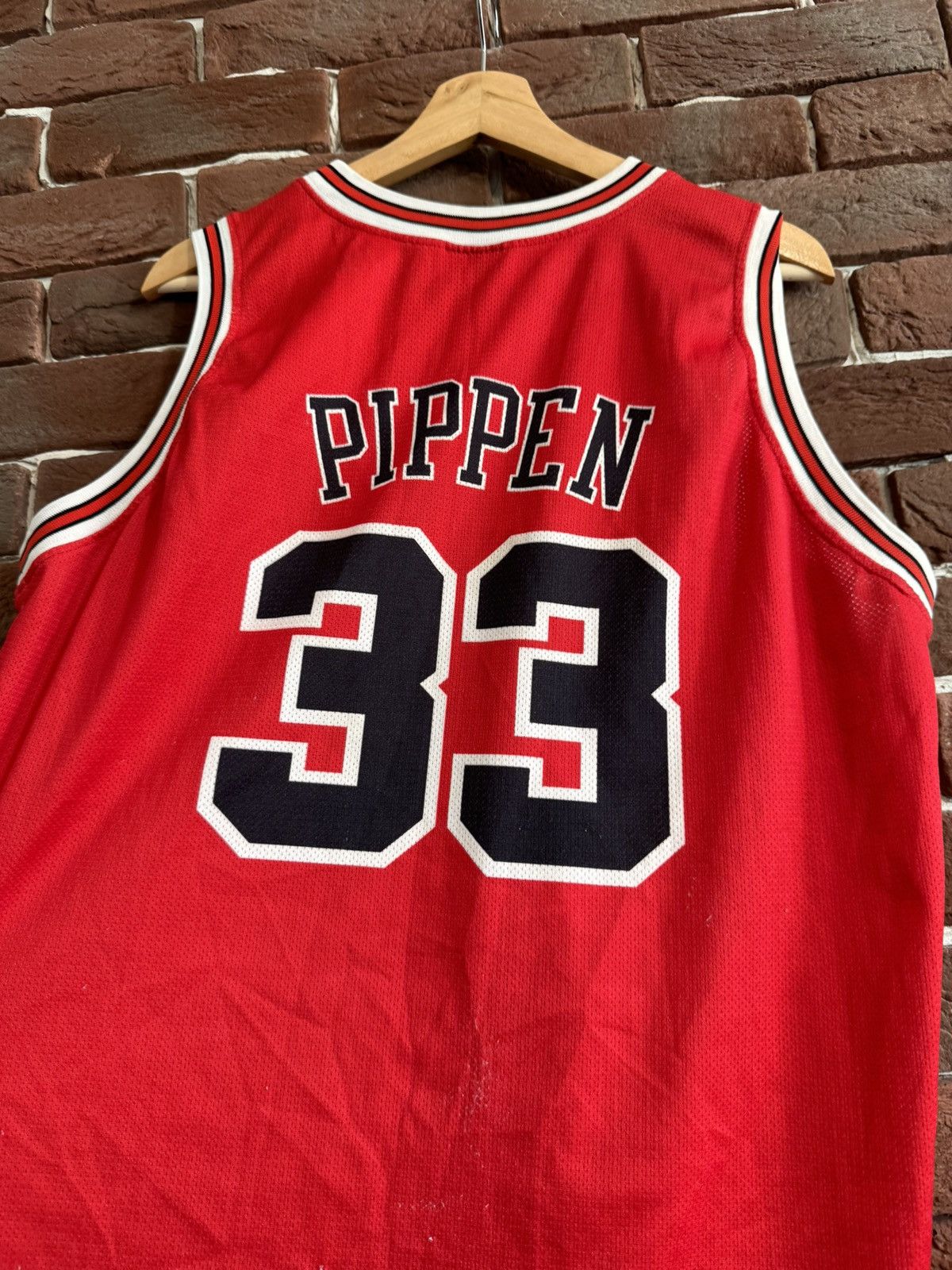 Champion Vintage Chicago Bulls Pippen Champion NBA Basketball Jersey Size US XL / EU 56 / 4 - 6 Thumbnail