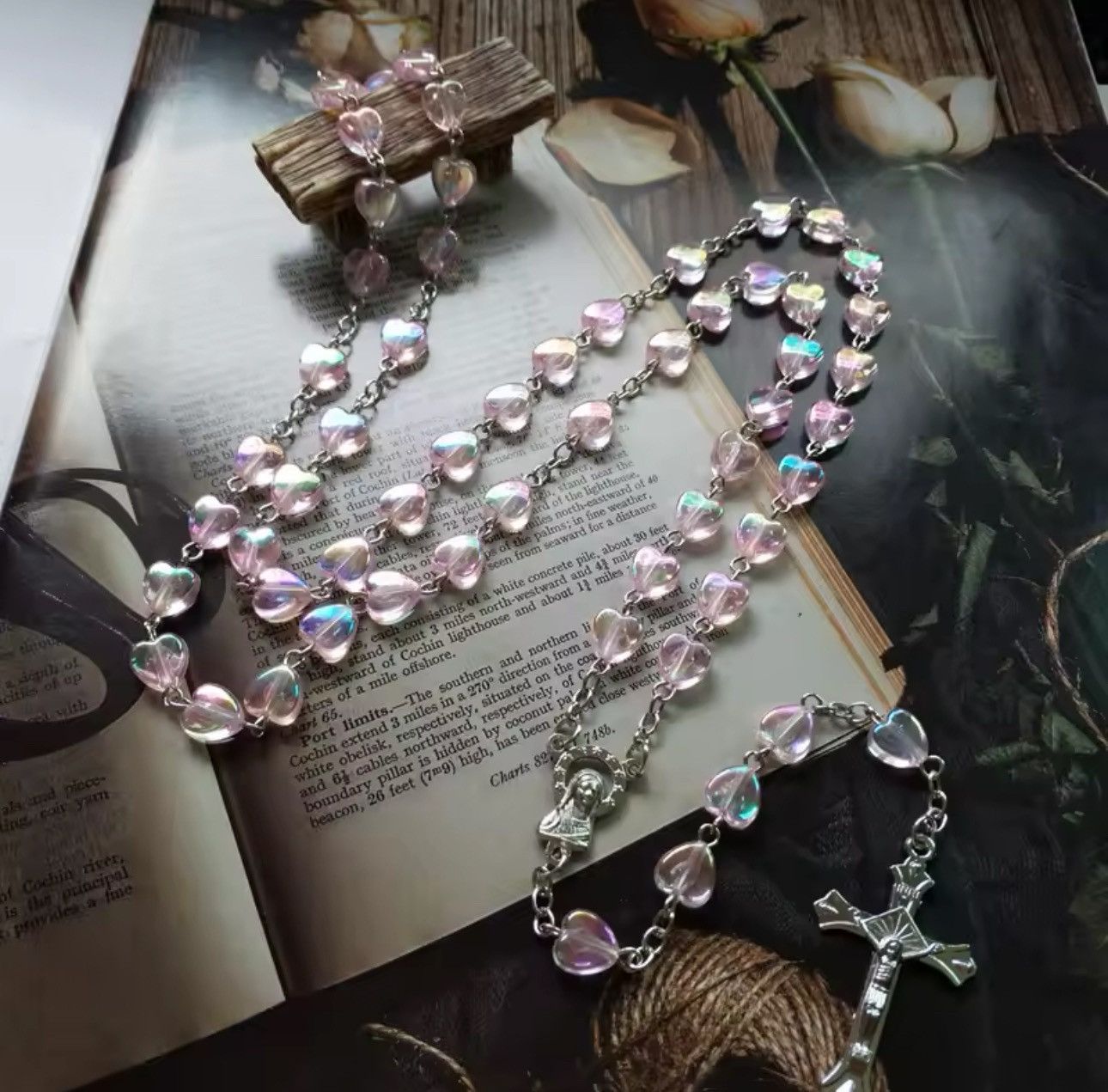 Other Saint Benedict Pink Necklace Chain Gothic Size ONE SIZE - 1 Thumbnail