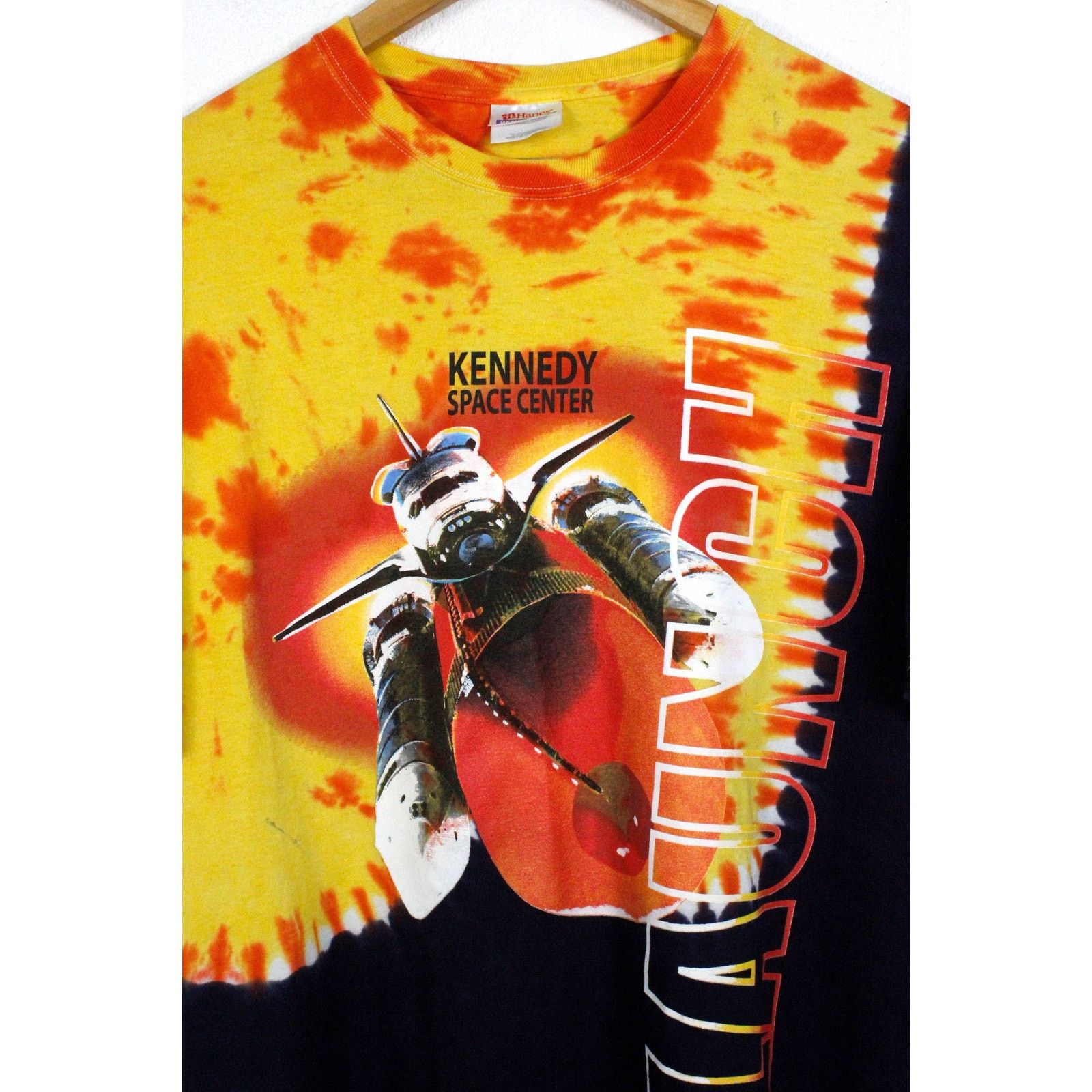 Vintage Vintage Kennedy Space Center Launch Tie Dye Tee T-shirt 90s Size US XL / EU 56 / 4 - 2 Thumbnail