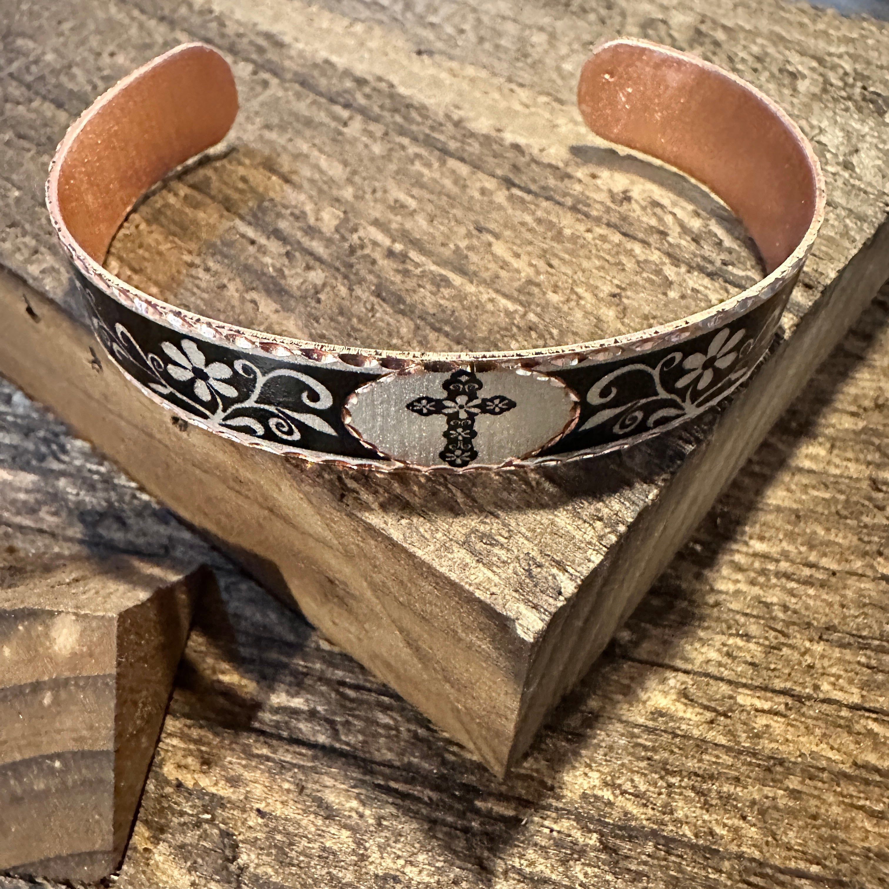 Other Handmade Boho Copper Narrow Cuff Bracelet, Diamond Cut Cross Size ONE SIZE - 5 Thumbnail