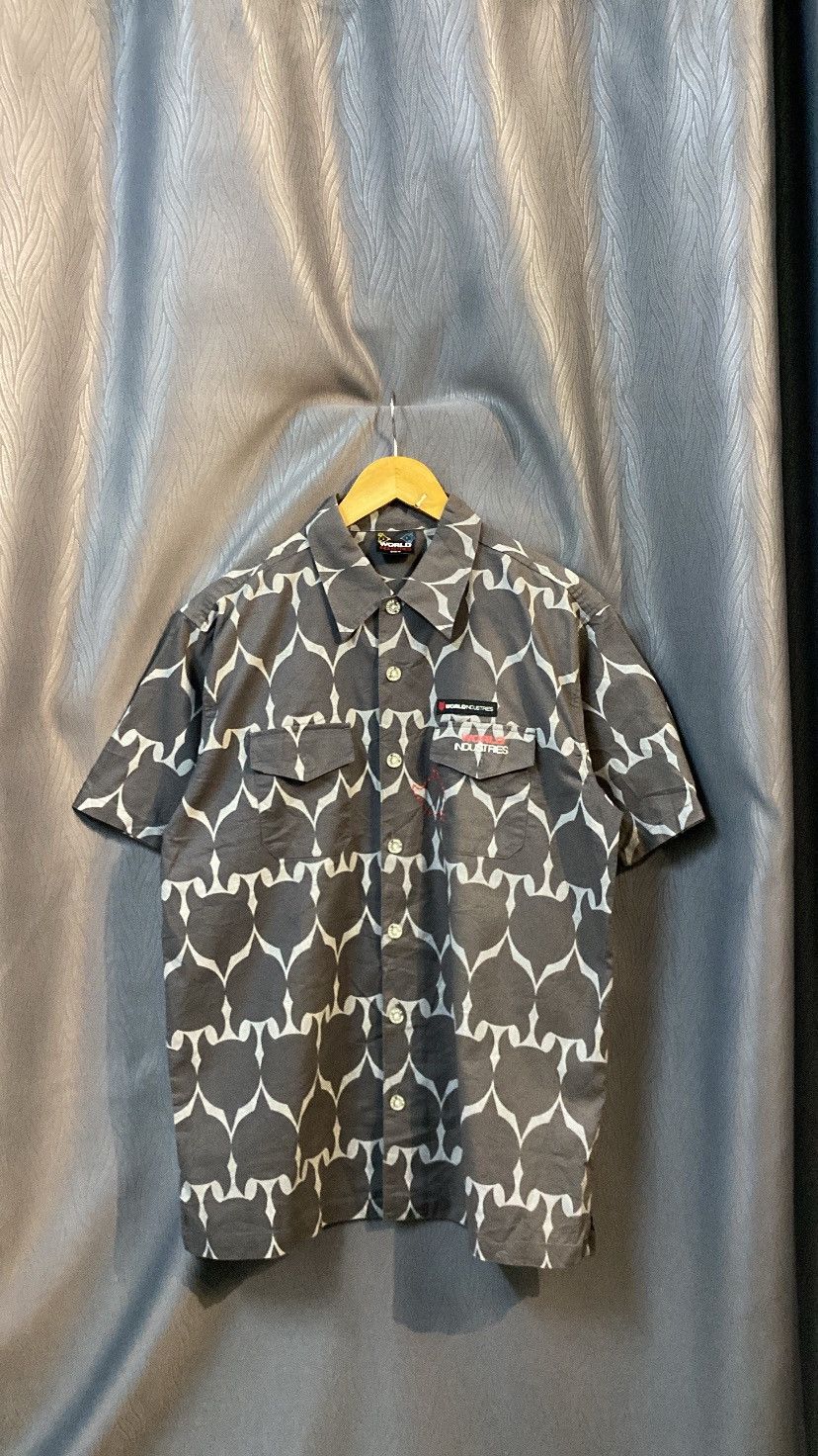 World Industries WORLD INDUSTRIES AOP BUTTON UP Size US M / EU 48-50 / 2 - 1 Thumbnail