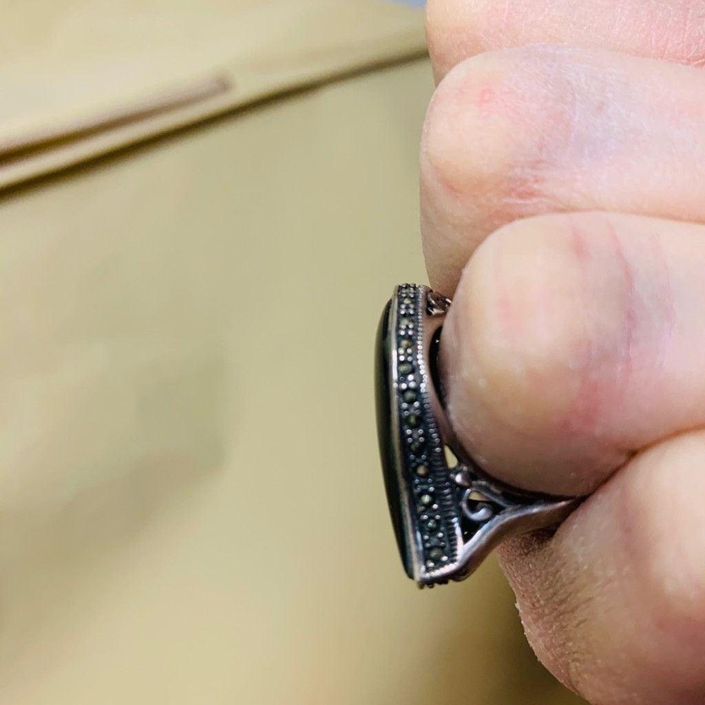 Vintage Sterling Silver ring with black stone size 6.5 Size ONE SIZE - 7 Thumbnail