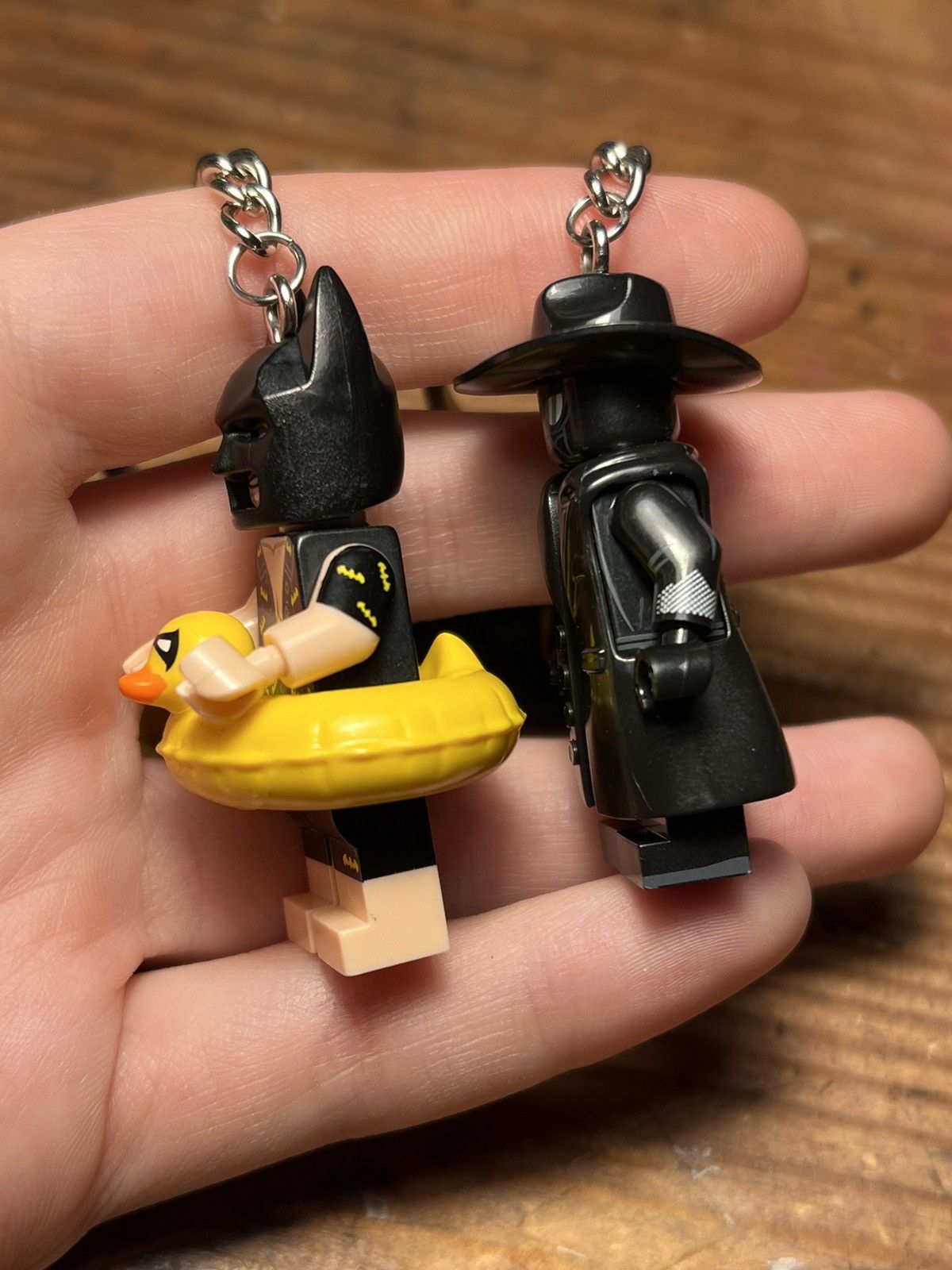 Anime × DC Comics × Marvel Comics Batman Spider Man Noir minifigure keychain keyring Size ONE SIZE - 6 Thumbnail