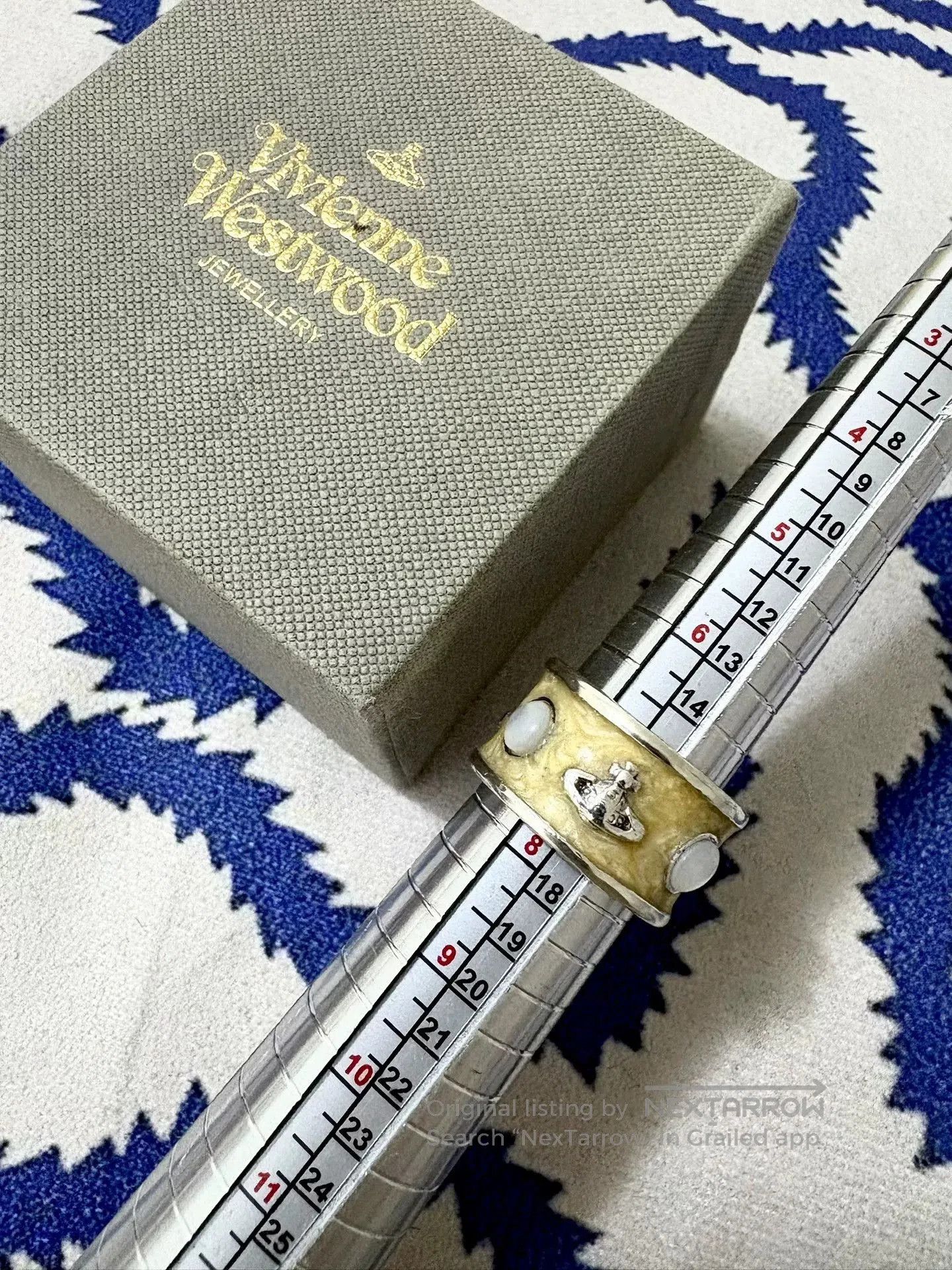 Vivienne Westwood vivienne westwood king ring in beige. Size ONE SIZE - 1 Thumbnail