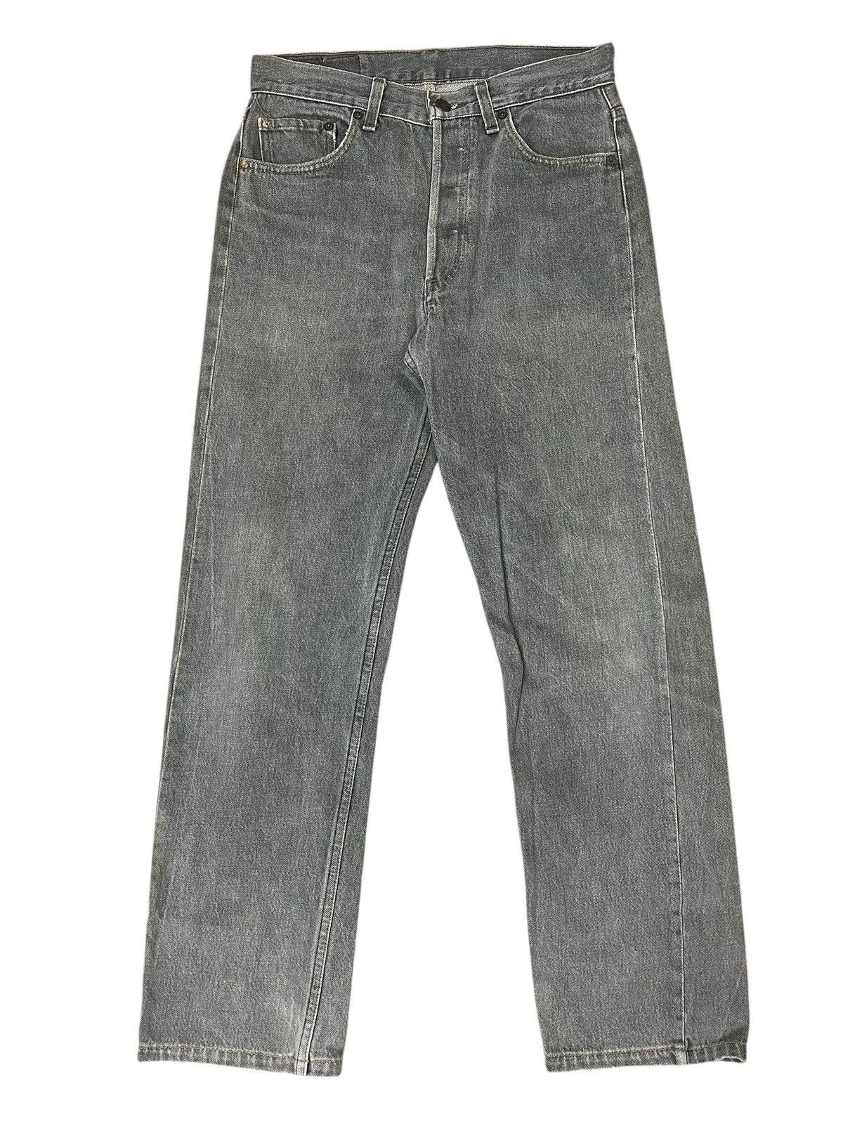Vintage Levis 501 Straight Cut Streetwear