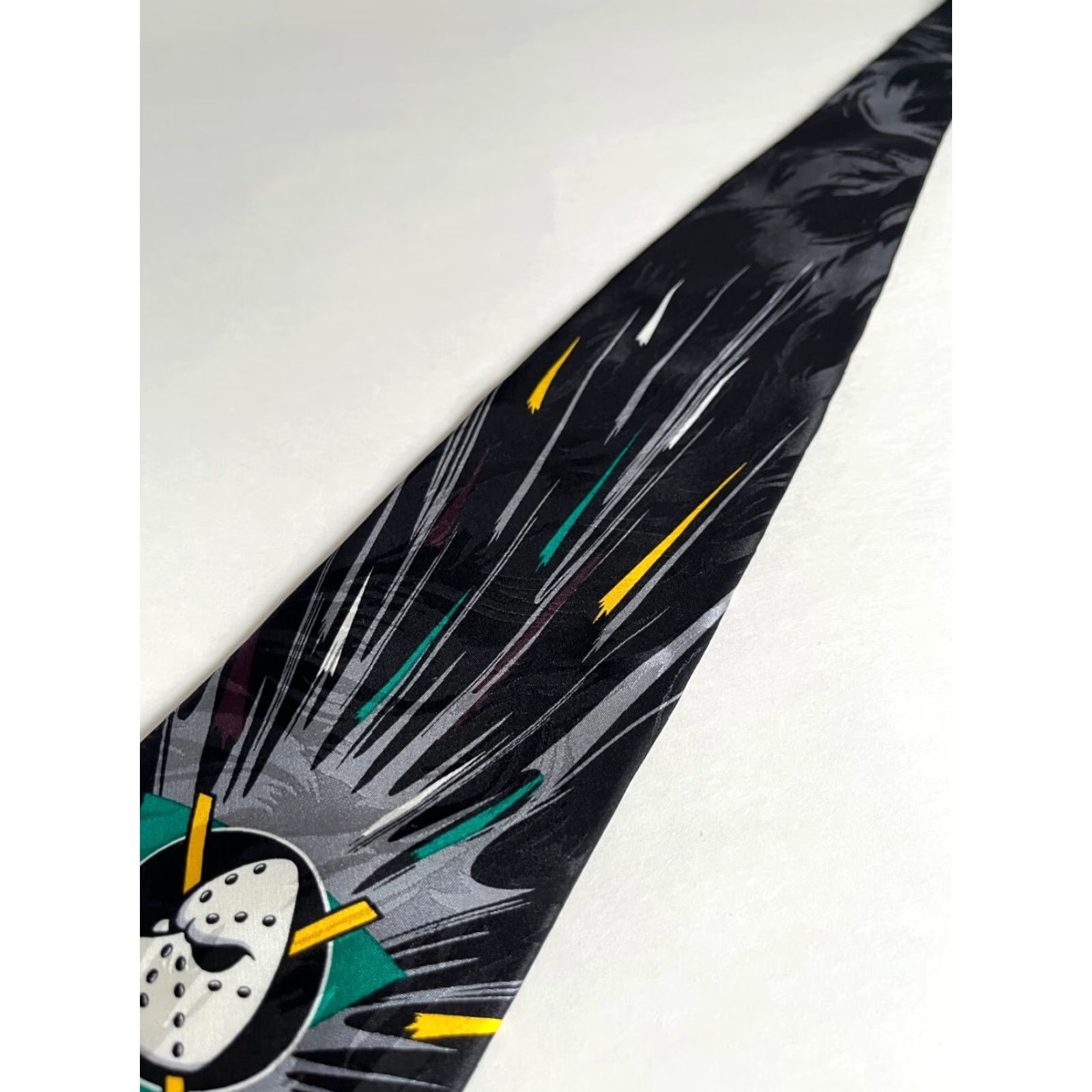NHL VINTAGE NWT Mighty Ducks of Anaheim Silk Tie NHL Ralph Marlin Men Size ONE SIZE - 5 Thumbnail
