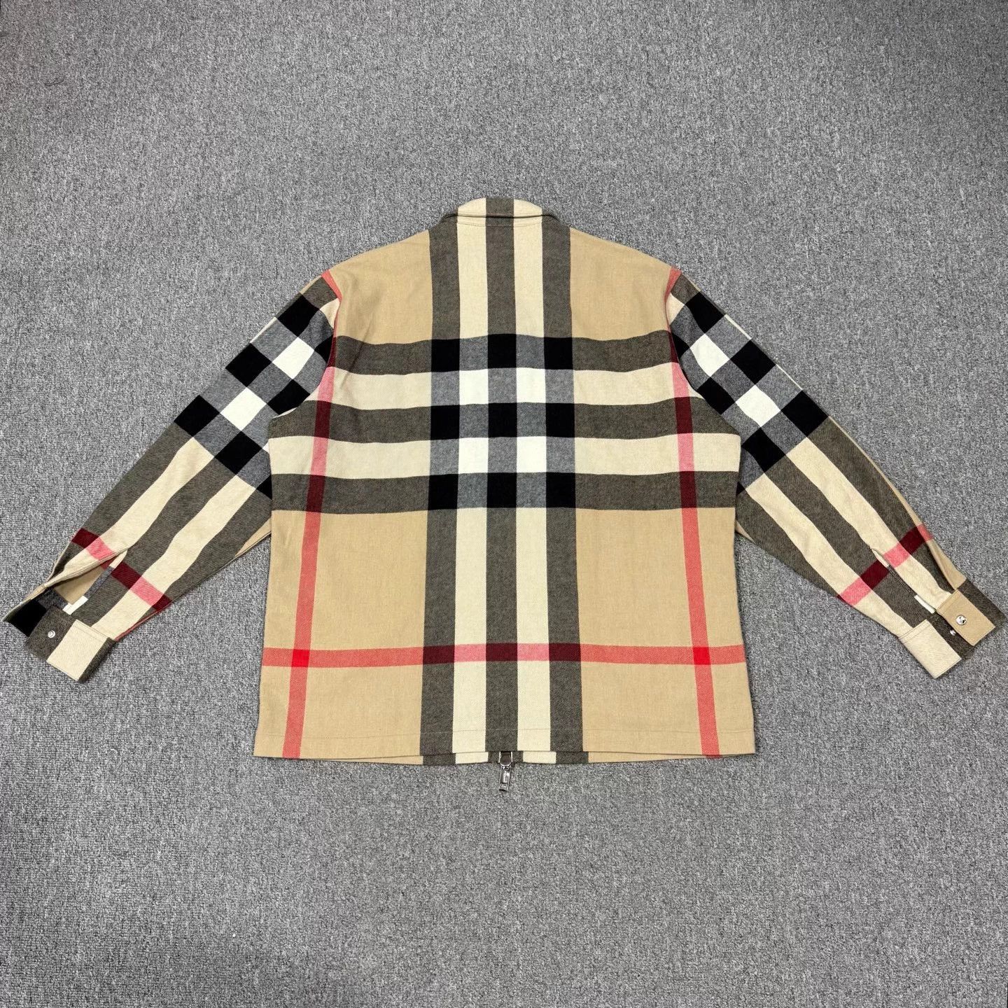 Burberry Burberry Wool Check Zip Unworn XL Jacket Size US XL / EU 56 / 4 - 2 Thumbnail