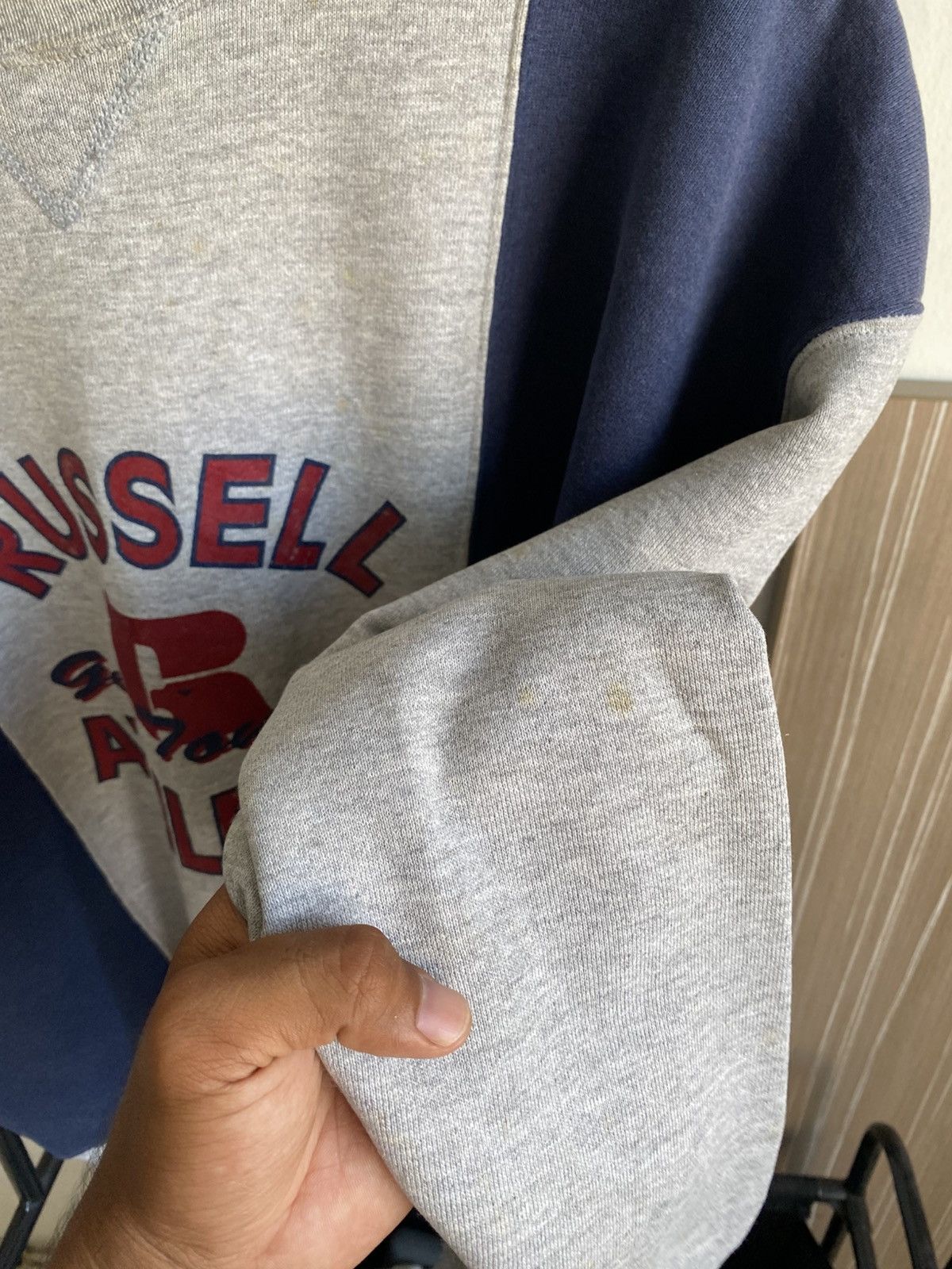 Russell Athletic 🔥 OFFER ME‼️ Rare Vintage Russell Athletic Double Layers Boxy Size L / US 10 / IT 46 - 11 Thumbnail