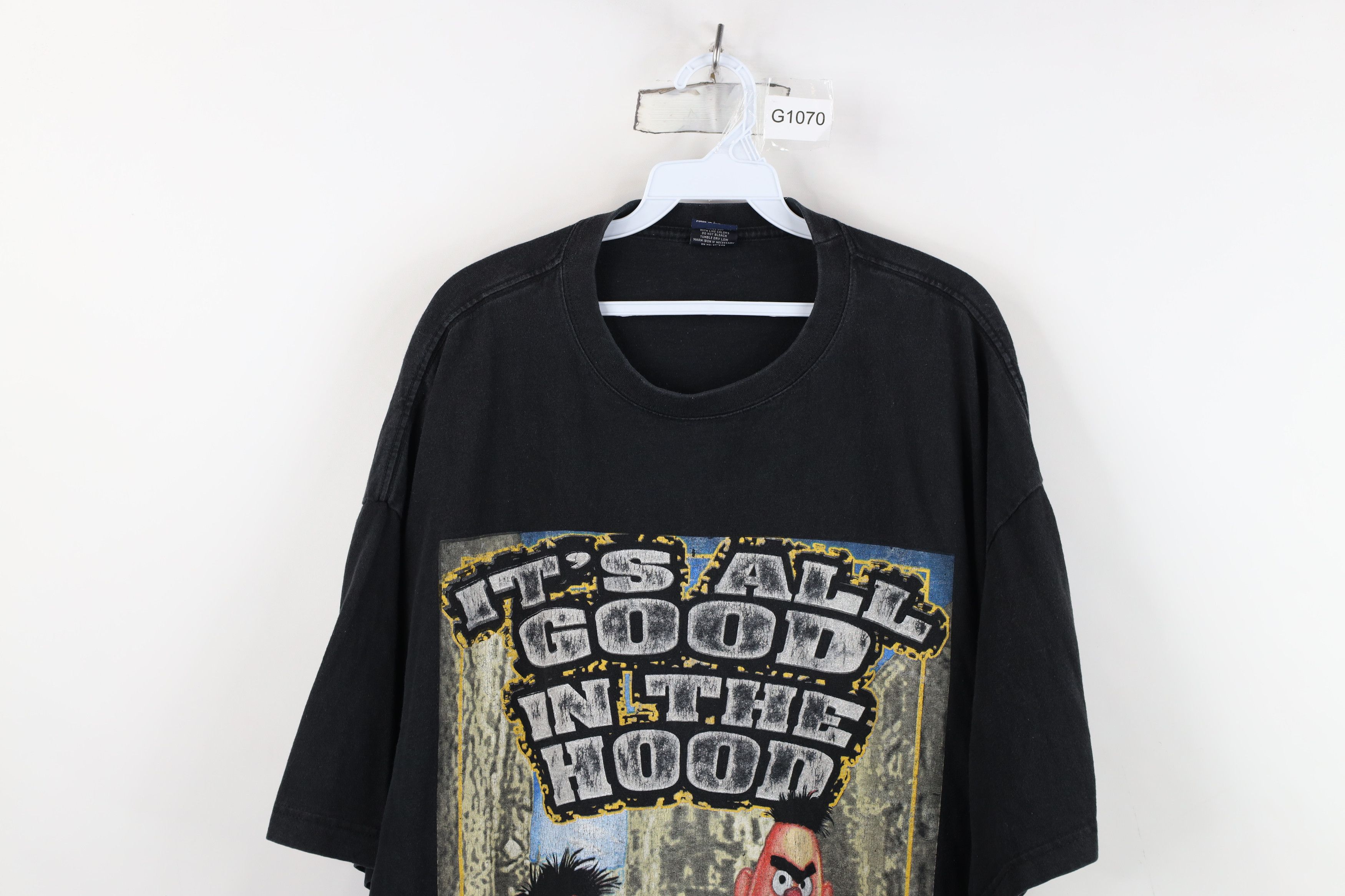 Vintage Vintage Y2K Streetwear Ernie Elmo Hip Hop Rap Tee T-Shirt Size US XXL / EU 58 / 5 - 2 Thumbnail