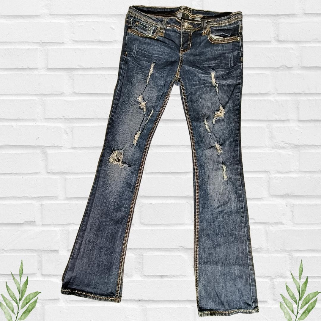 Designer Soundgirl Women's Distress Blue Embellished Jeans Size 9 Size 28" / US 6 / IT 42 - 2 Thumbnail