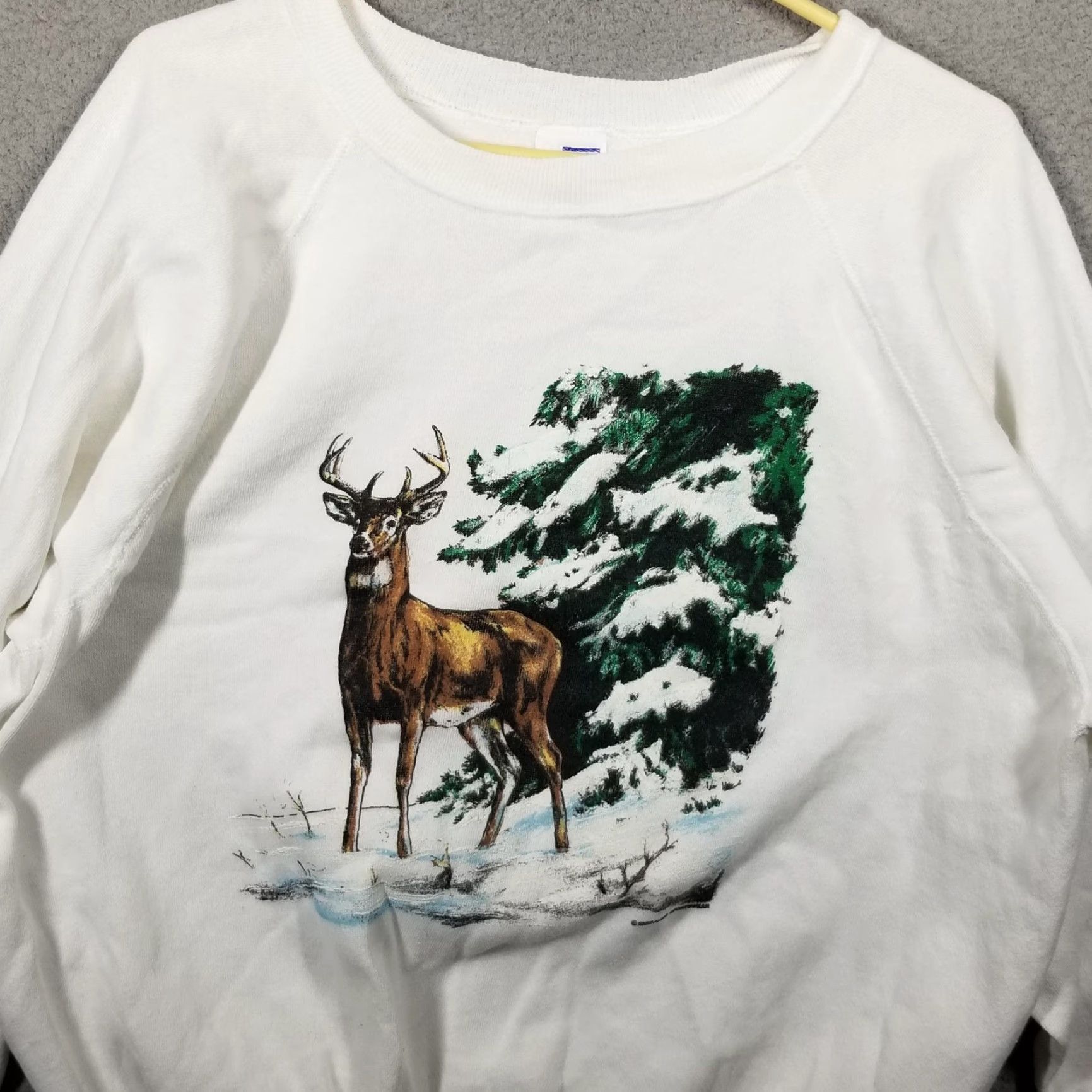 Vintage Vintage Hunting Sweatshirt Mens XL Crewneck Deer Buck Graphic Made USA 90s Size US XL / EU 56 / 4 - 2 Thumbnail
