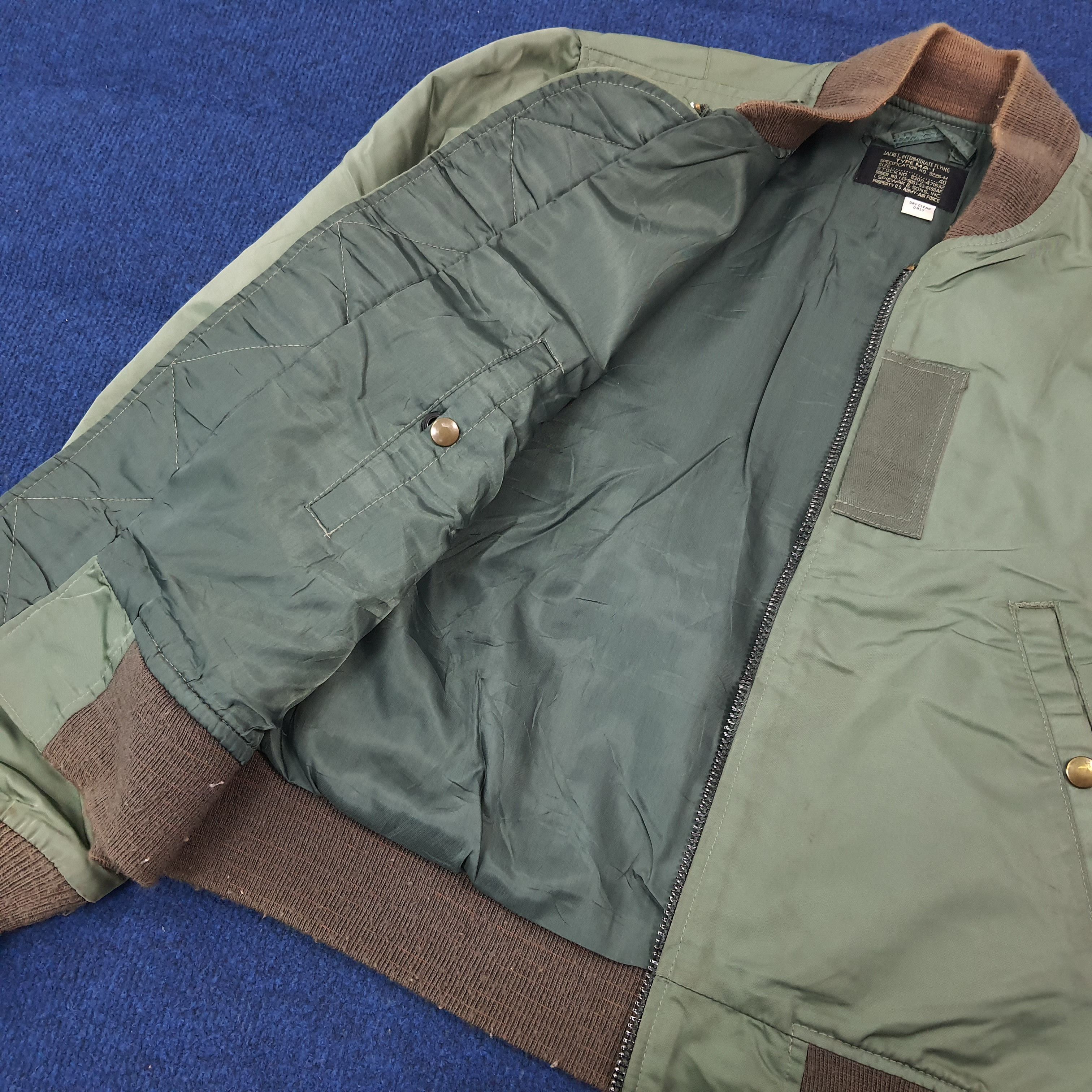 Vintage Vintage Classic MA-1 Flight Air Force Bomber Jacket C277N21 Size US L / EU 52-54 / 3 - 7 Thumbnail