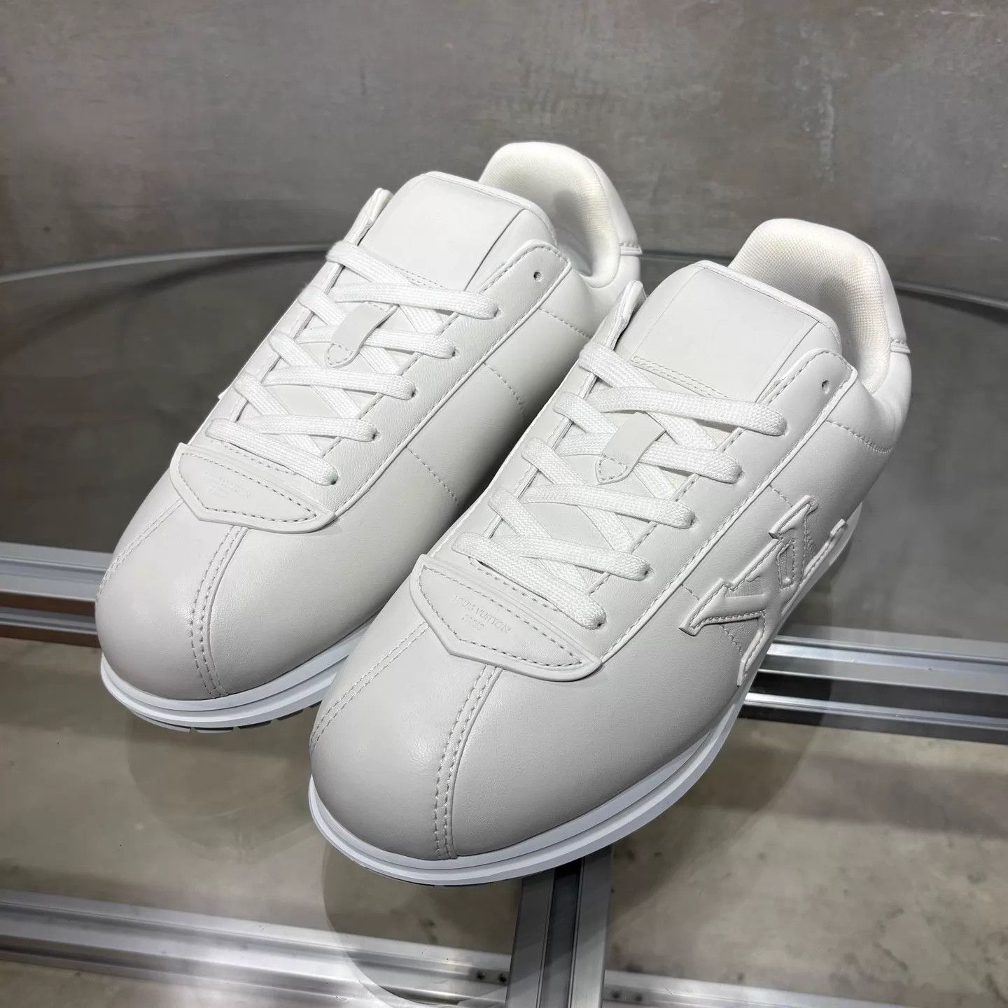 Louis Vuitton LV x Nigo Buttersoft White Sneaker UK8 New with Box Size US 8 / EU 41 - 2 Thumbnail