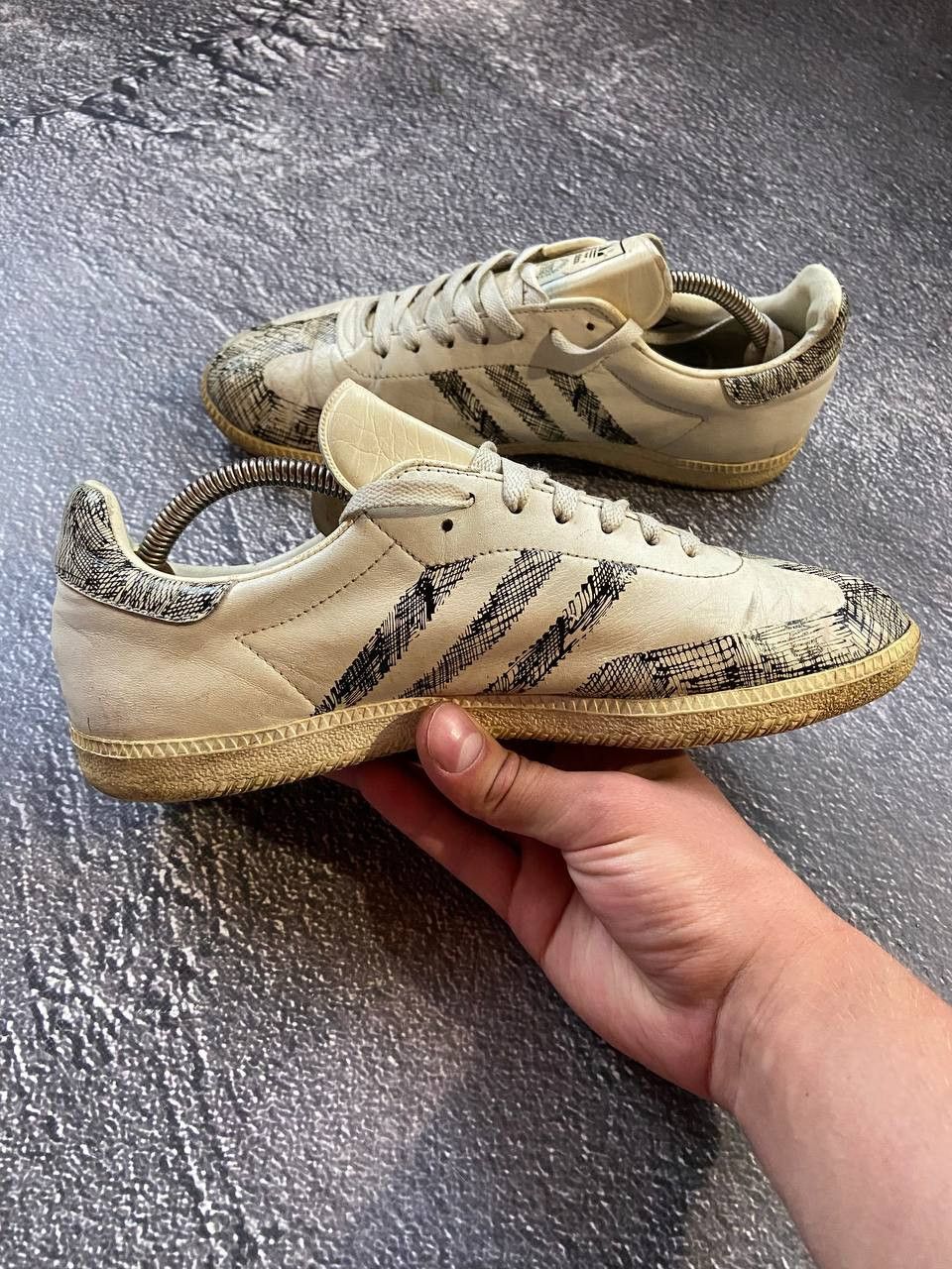 Adidas Adidas Samba castom leather sneakers Size US 9 / EU 42 - 2 Thumbnail