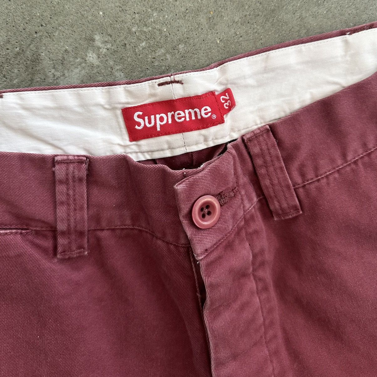 Supreme Supreme Cat in the Hat Chinos - Wine Red Size US 32 / EU 48 - 4 Thumbnail