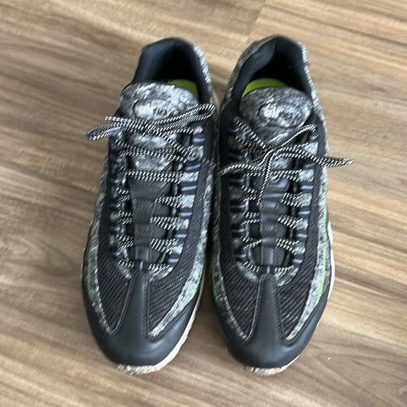 Nike Nike Air Max 95 Move to Zero “Recycled Felt ” Black/Electric Size US 10.5 / EU 43-44 - 3 Thumbnail