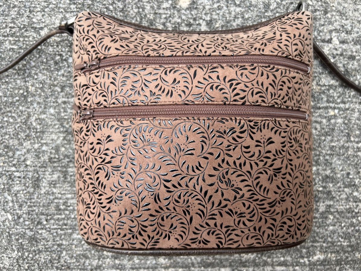 Leather Vintage INDENYA Japan Patina Leather Sling Bag Size ONE SIZE - 9 Thumbnail