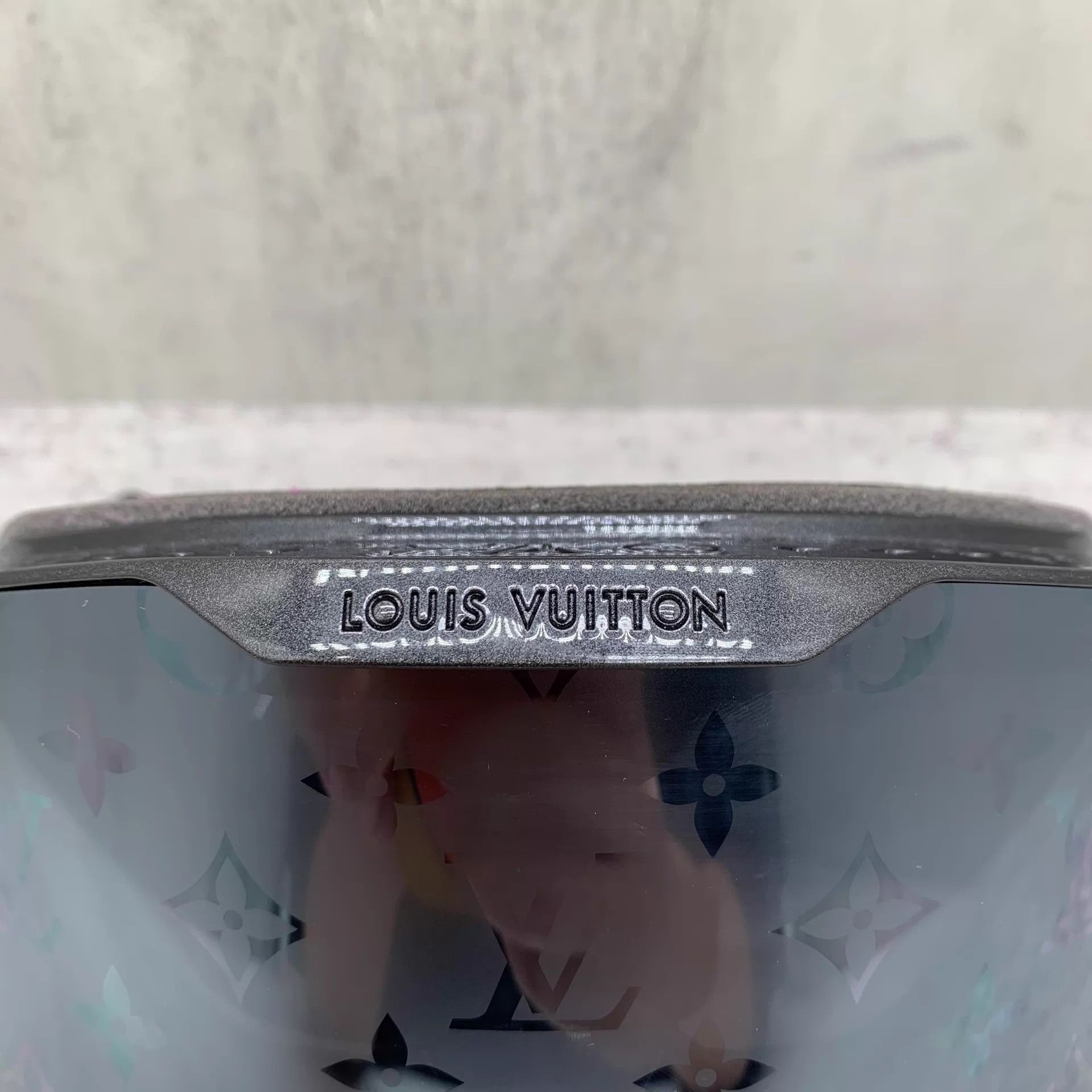 Louis Vuitton LV New Black Monogram Print Windproof Ski Goggles Size ONE SIZE - 6 Thumbnail