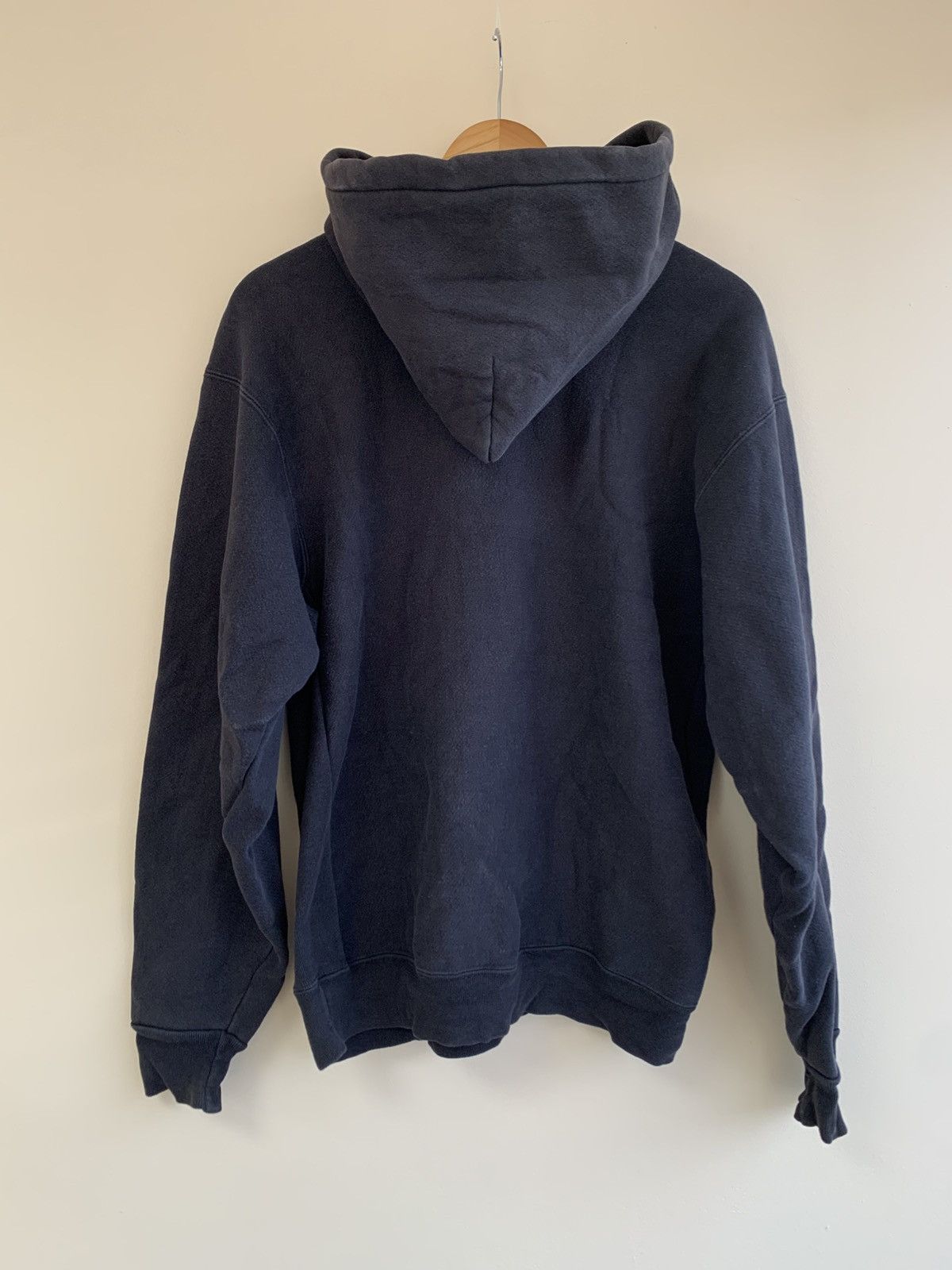 Carhartt Vintage 80s Carhartt Star Tag Black Hoodie Faded Men’s Size US M / EU 48-50 / 2 - 11 Thumbnail