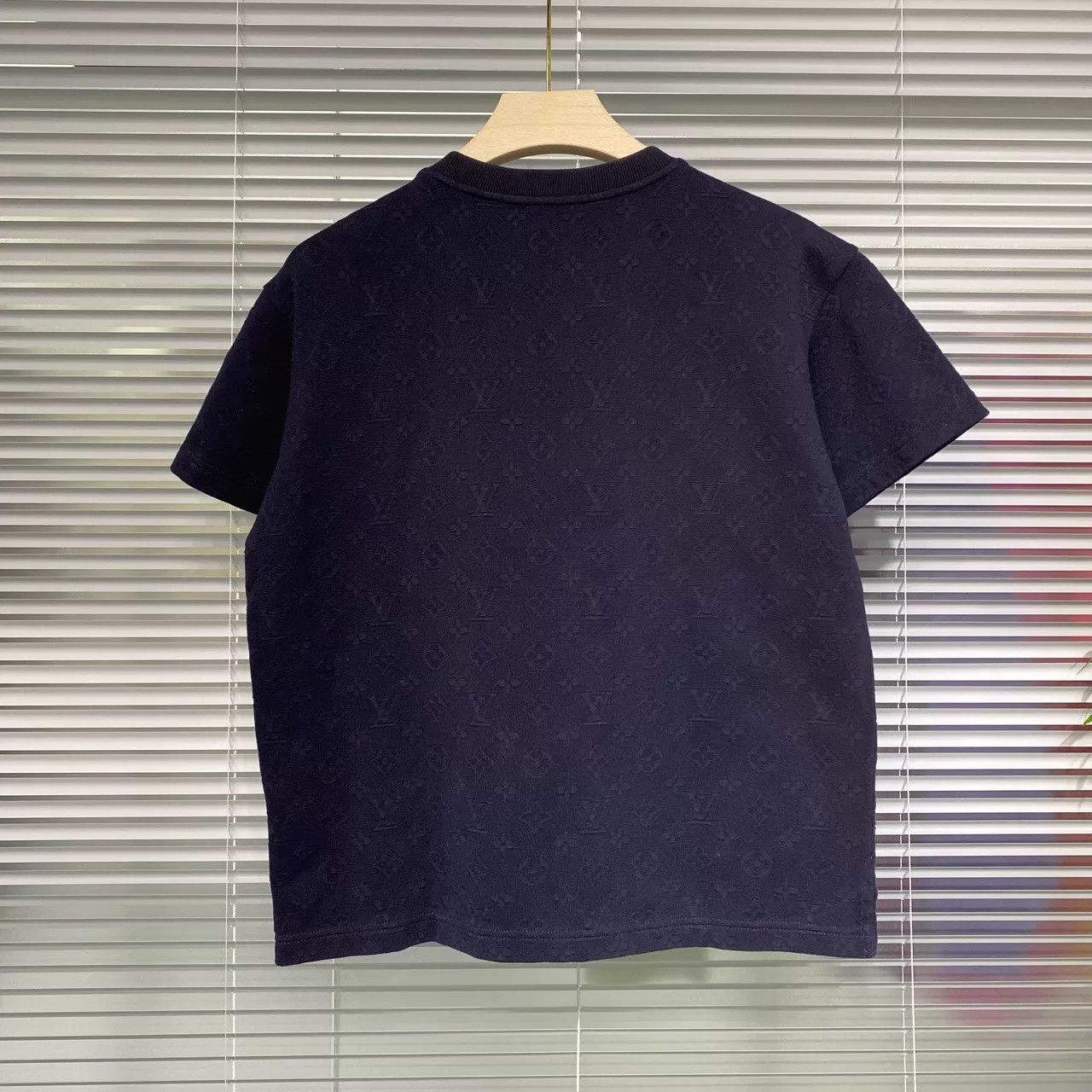 Louis Vuitton LV short-sleeve tee 3D pocket navy Monogram XS Size US XS / EU 42 / 0 - 2 Thumbnail