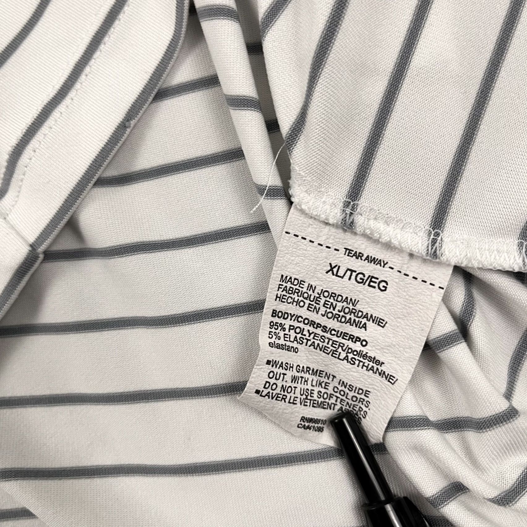 Under Armour Under Armour Polo Shirt Mens XL White Gray Stripe Performance Golf Sport Size US XL / EU 56 / 4 - 7 Thumbnail