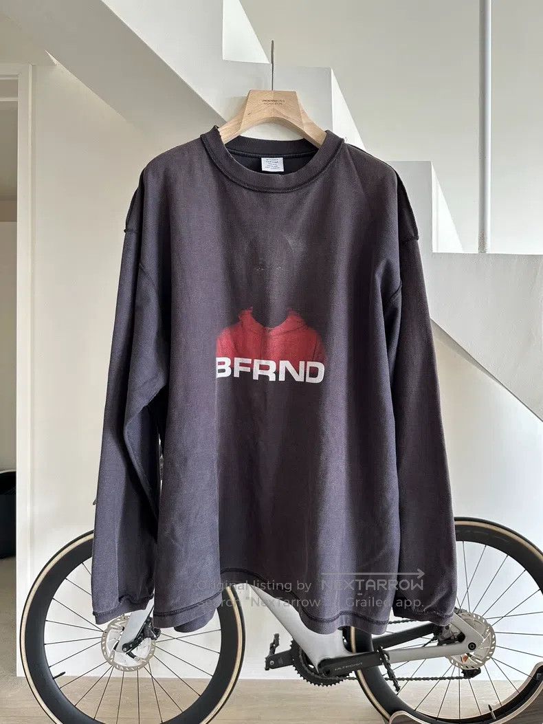 Vetements Vetements Printed Reversible Long Sleeve Size US M / EU 48-50 / 2 - 1 Thumbnail