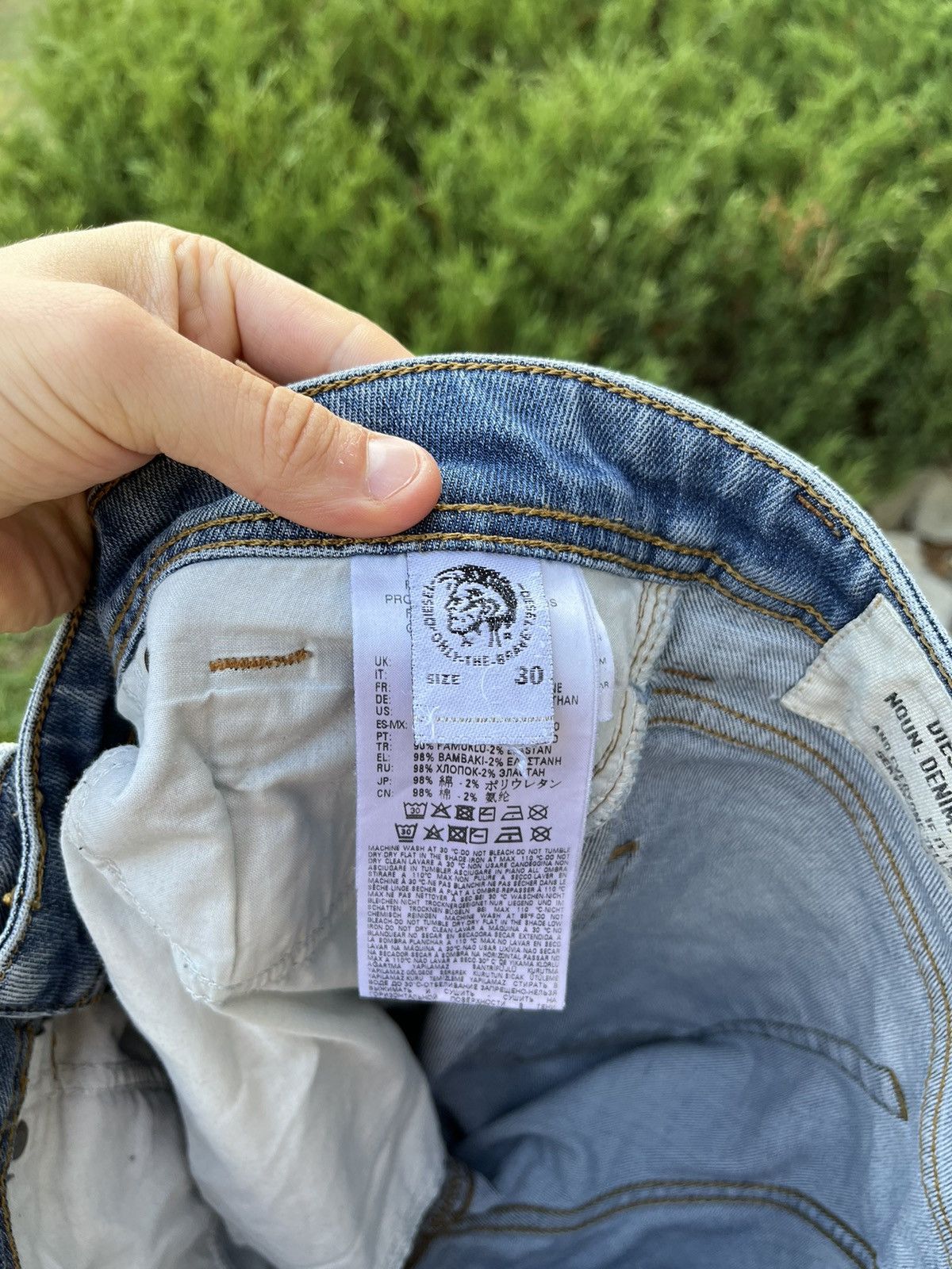 Diesel × Jean Diesel larkee straight y2k classic jeans 30x34 long pants Size US 30 / EU 46 - 18 Thumbnail