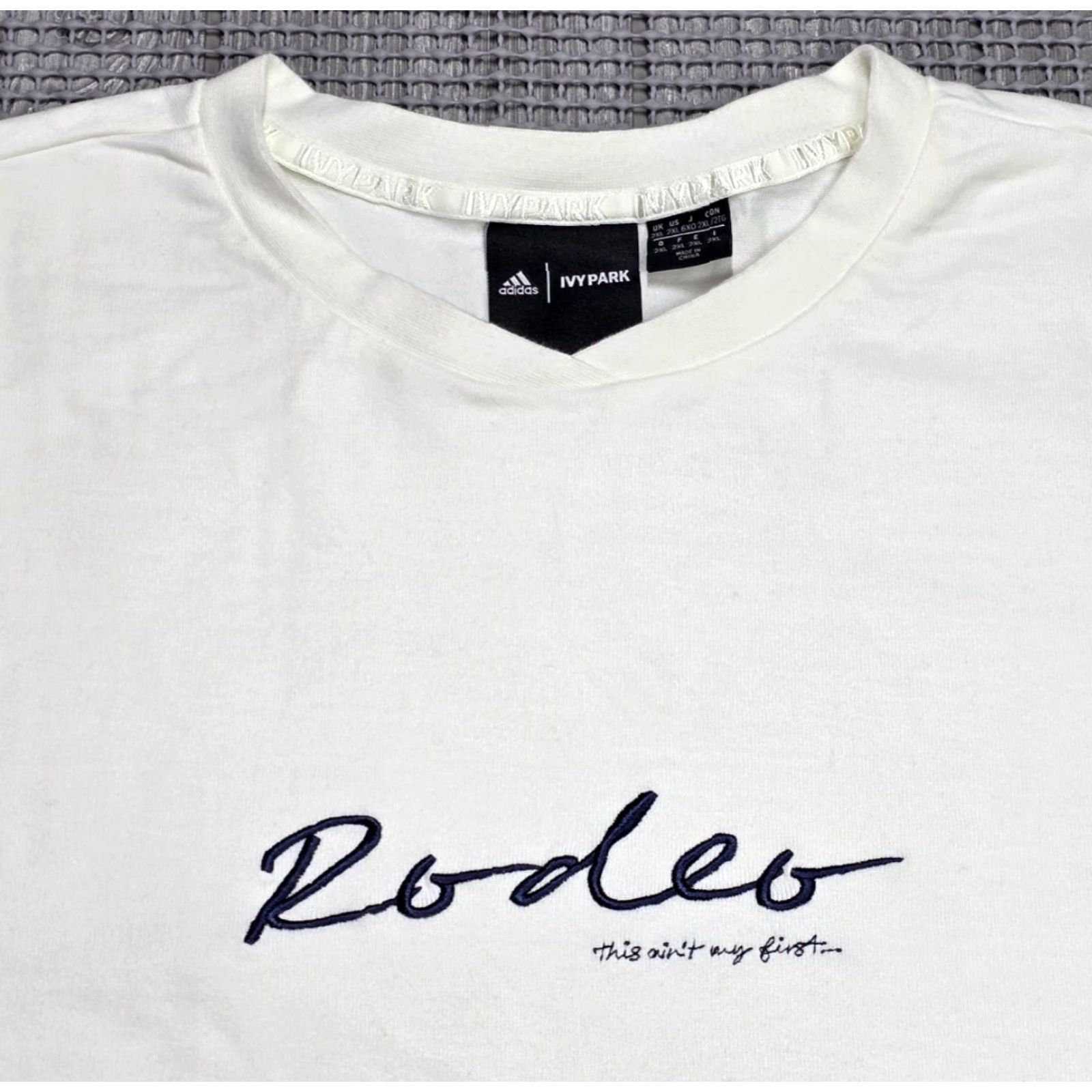 Ivy Park Ivy Park Graphic T 2XL Embroidered This Isn't My First Rodeo Ivory White Cream T-Shirt Women XS? Size XXL / US 16-18 / IT 52-54 - 4 Thumbnail
