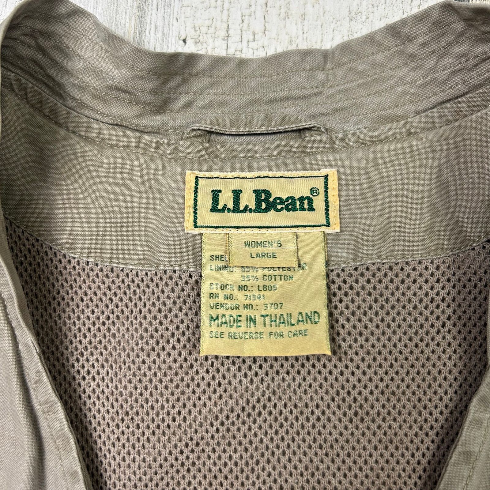 L.L. Bean × Vintage L.L. Bean Women's Sleeveless Vented Vest Beige Hunt Fish Size L / US 10 / IT 46 - 4 Thumbnail