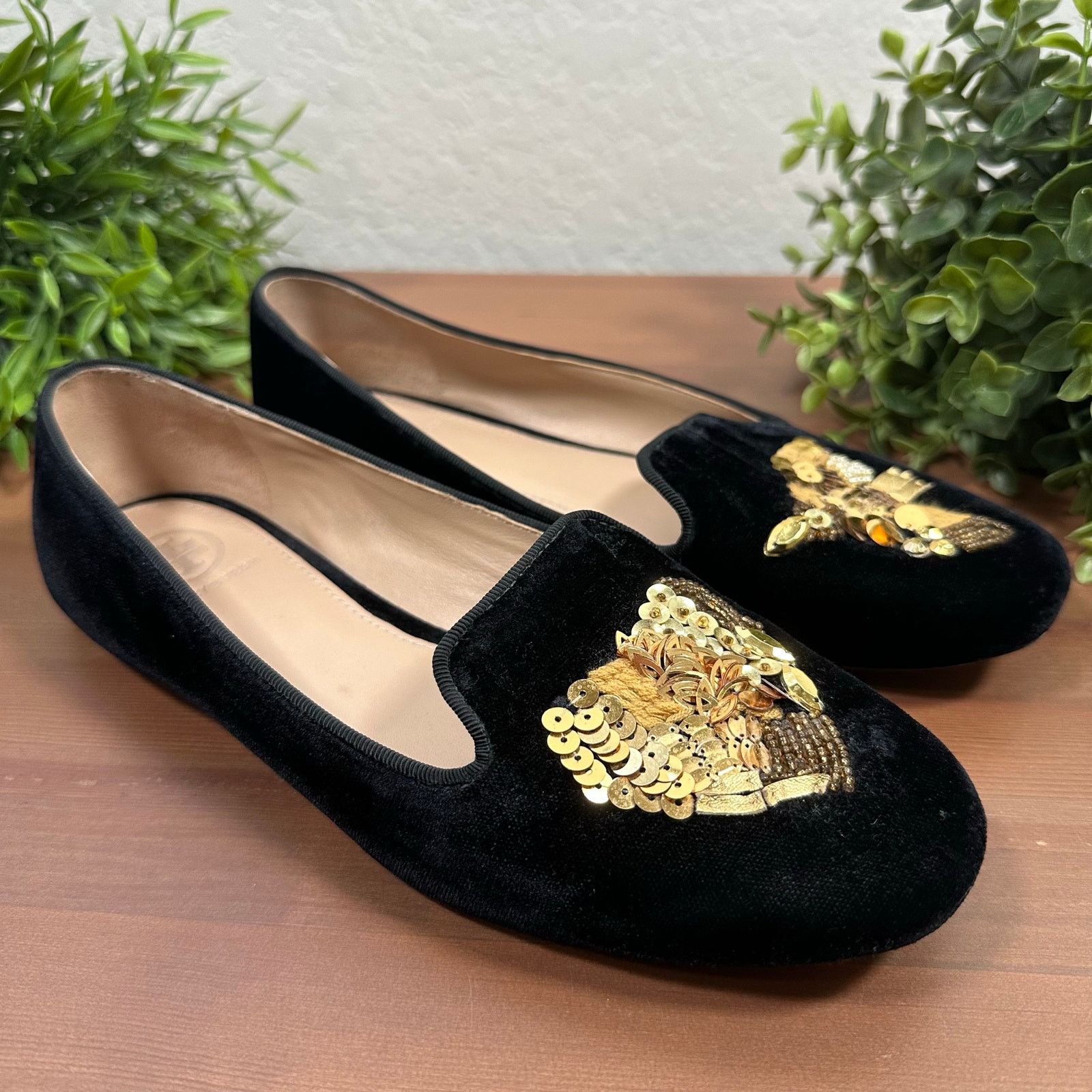 Tory Burch Tory Burch Embellished Peace Smocking Flats Black Velvet Size US 7.5 / IT 37.5 - 2 Thumbnail