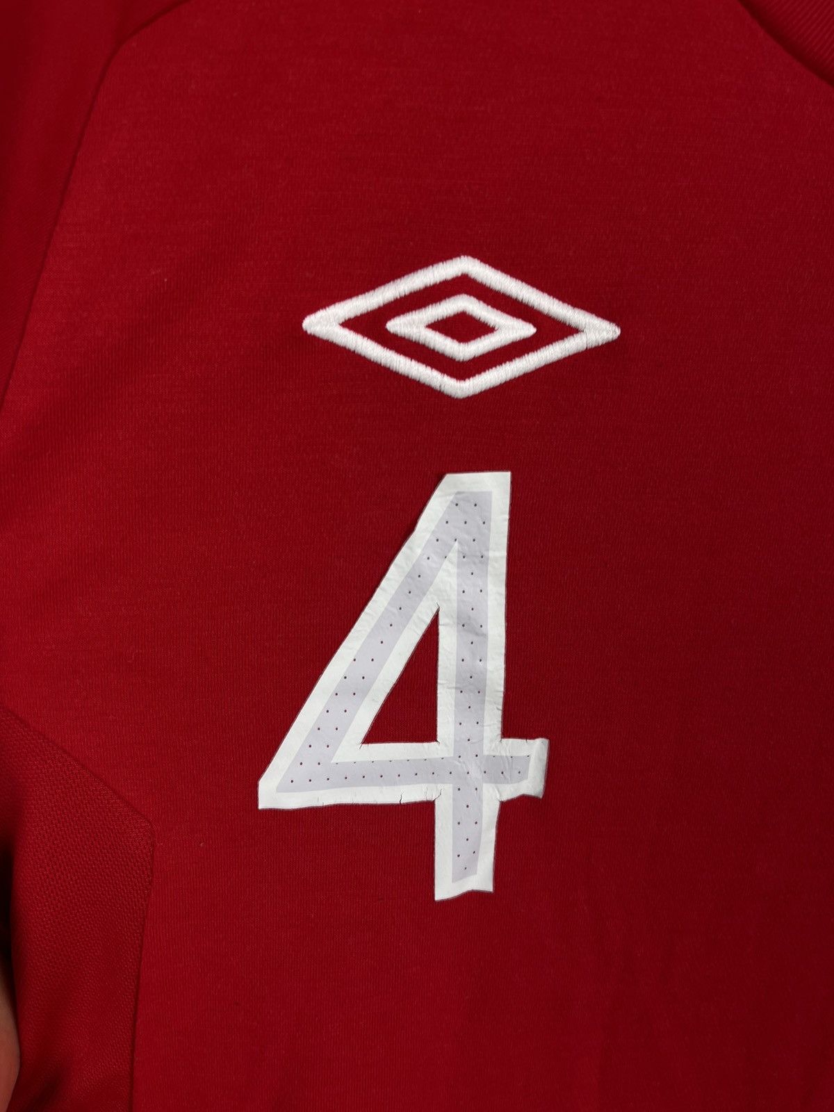 Vintage England 2010 2011 Gerrard World Cup away soccer jersey Size US M / EU 48-50 / 2 - 5 Thumbnail
