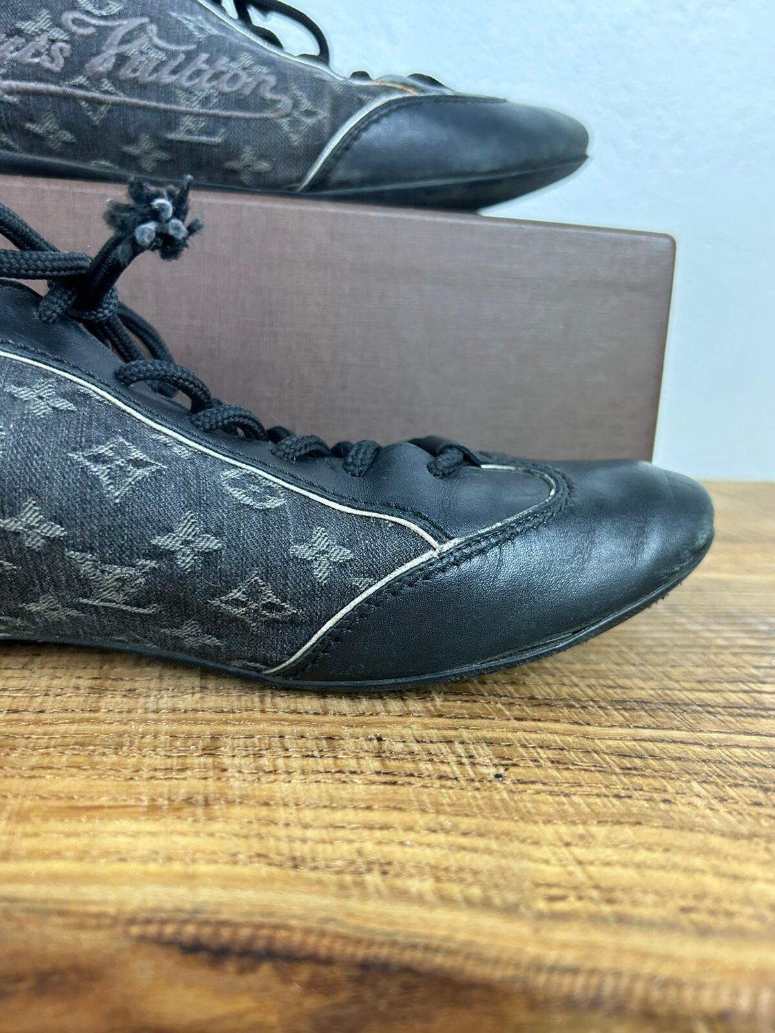 Louis Vuitton Louis Vuitton Denim And Leather Monogram Low Top Sneakers Size US 7.5 / IT 37.5 - 7 Thumbnail