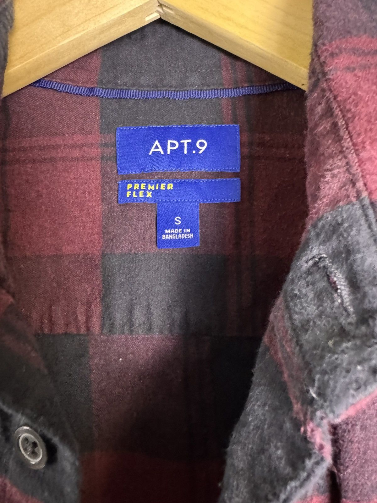 Apt. 9 APT.9 Red Black Plaid Flannel Button Up Excellent Condition Size US S / EU 44-46 / 1 - 5 Thumbnail