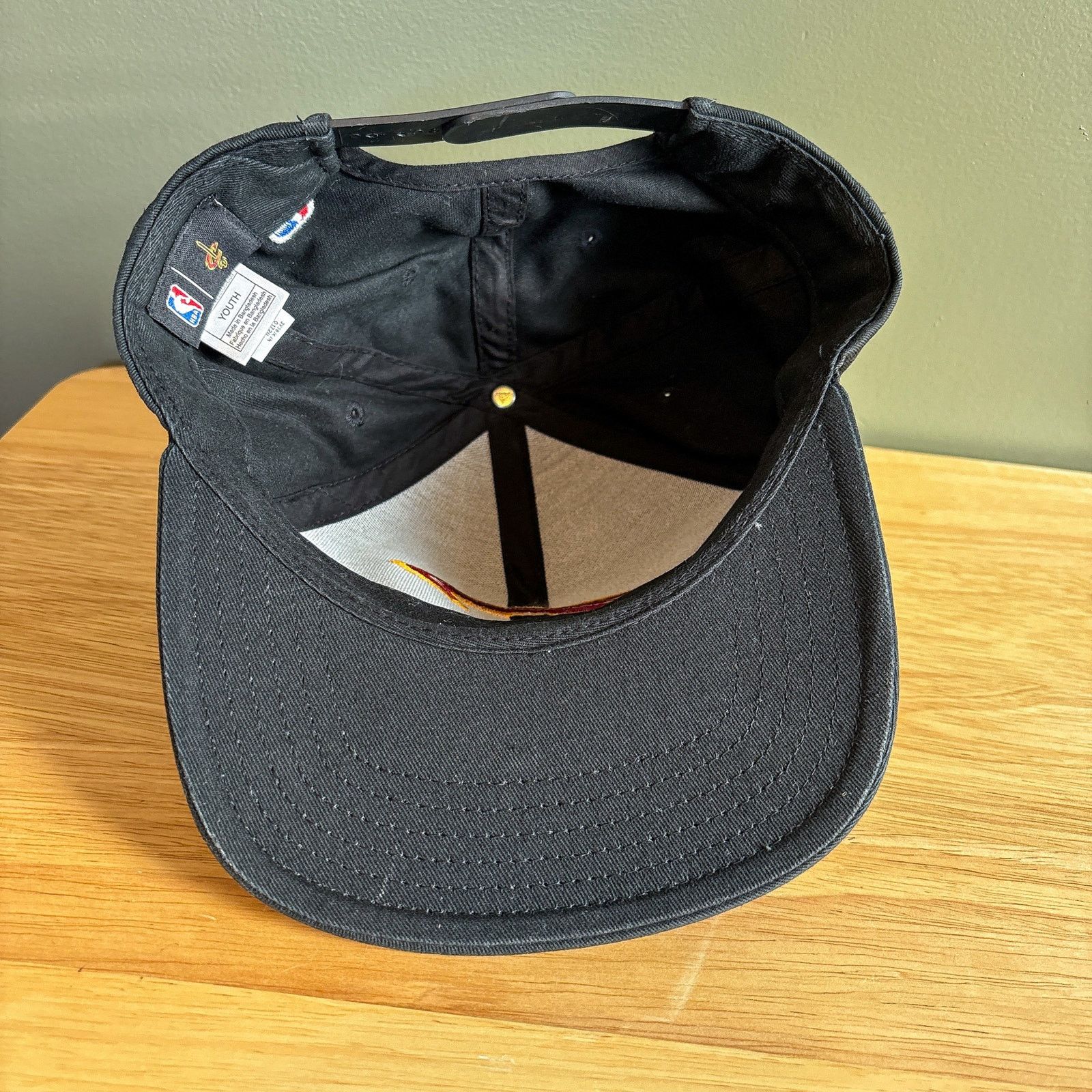 Adidas × NBA Adidas Cleveland Cavaliers NBA Basketball Youth SnapBack Hat Size ONE SIZE - 6 Thumbnail