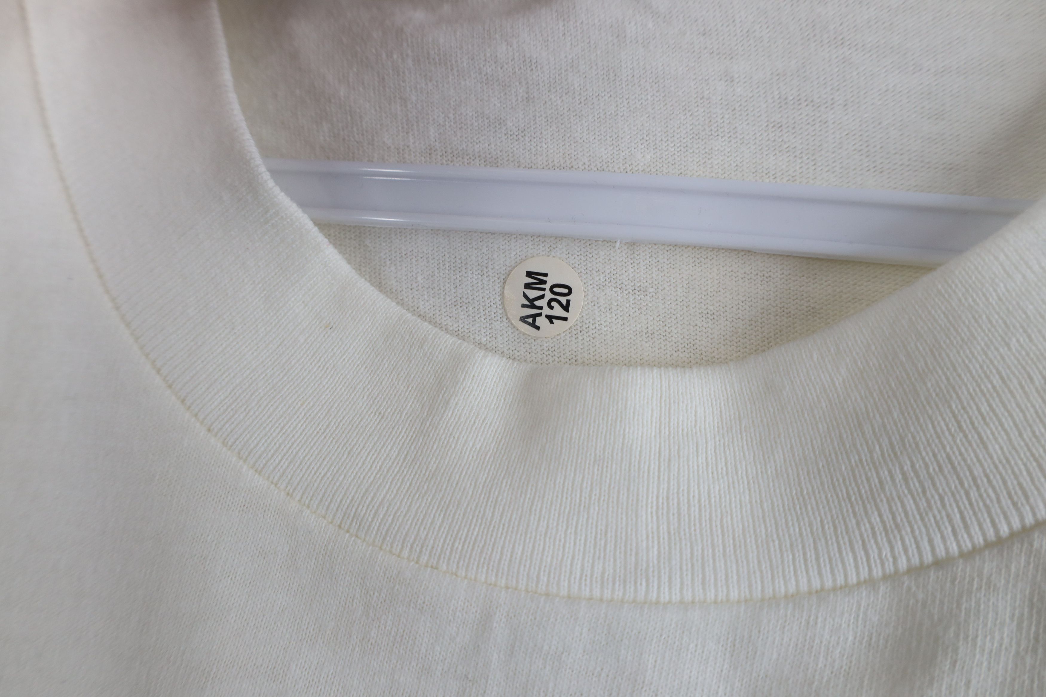 Nike Deadstock Vintage 90s Nike Scott Mini Swoosh T-Shirt White Size US L / EU 52-54 / 3 - 10 Thumbnail