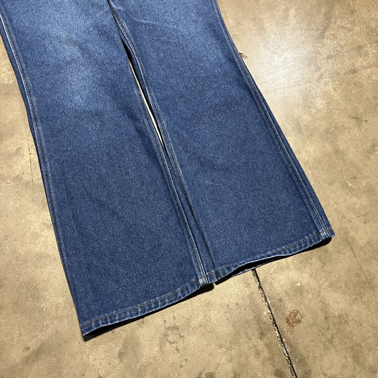 Vintage × Wrangler Vintage 80s Wrangler Boot Cut Denim Jeans 945DEN Cowboy USA Size US 33 - 3 Thumbnail