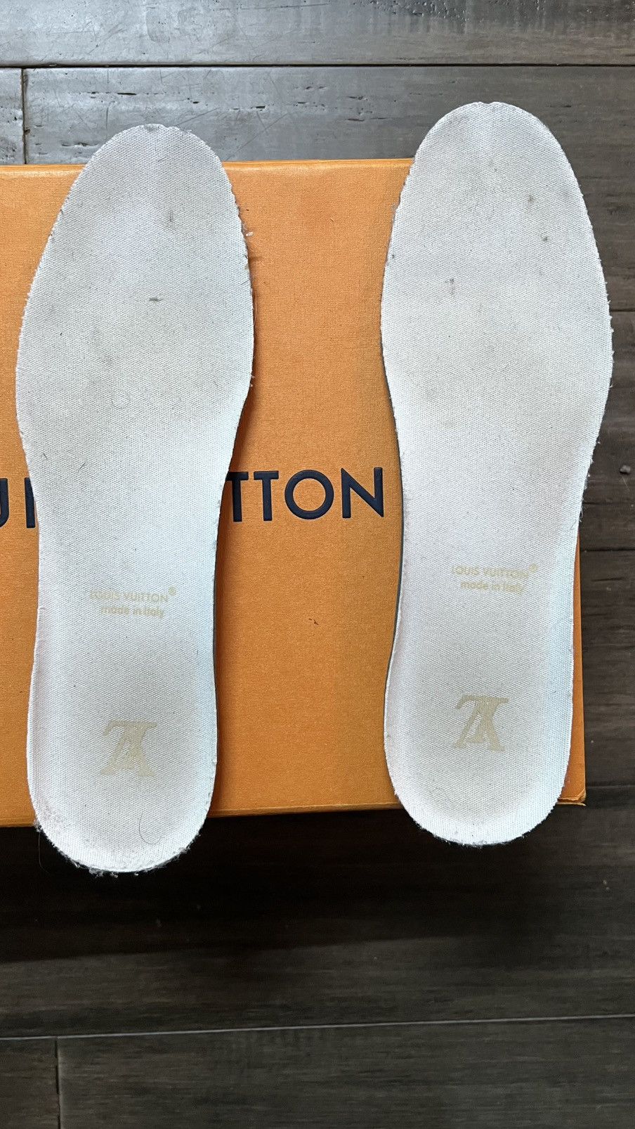 Louis Vuitton Louis Vuitton Beige Skates Size US 9 / EU 42 - 14 Thumbnail