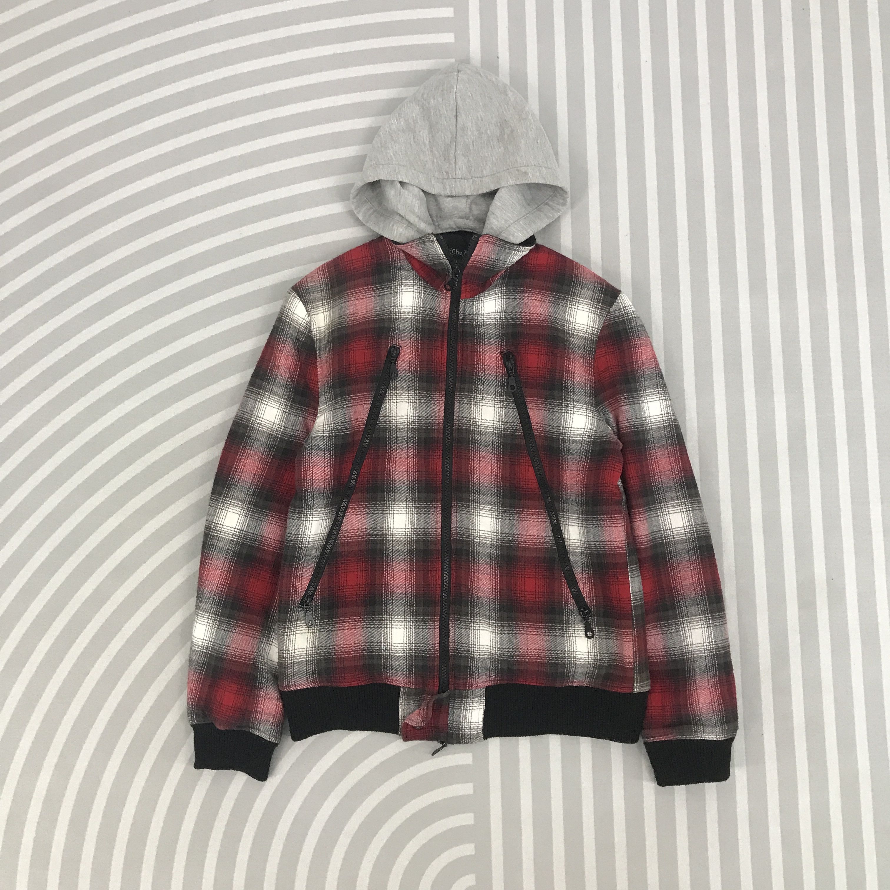 In The Attic × Japanese Brand × Vintage Vintage in the attic Flannel design hoodies style jacket Size US L / EU 52-54 / 3 - 1 Thumbnail