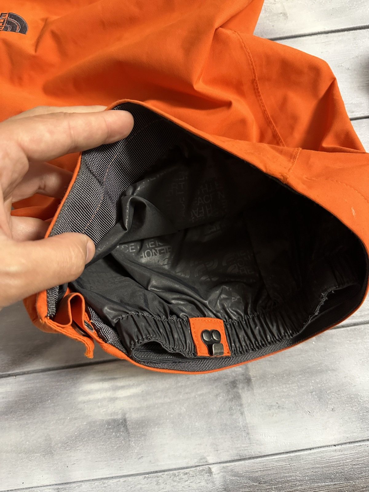 The North Face Rare Ski Pants The North Face TNF HYVent. Size US 32 / EU 48 - 4 Thumbnail