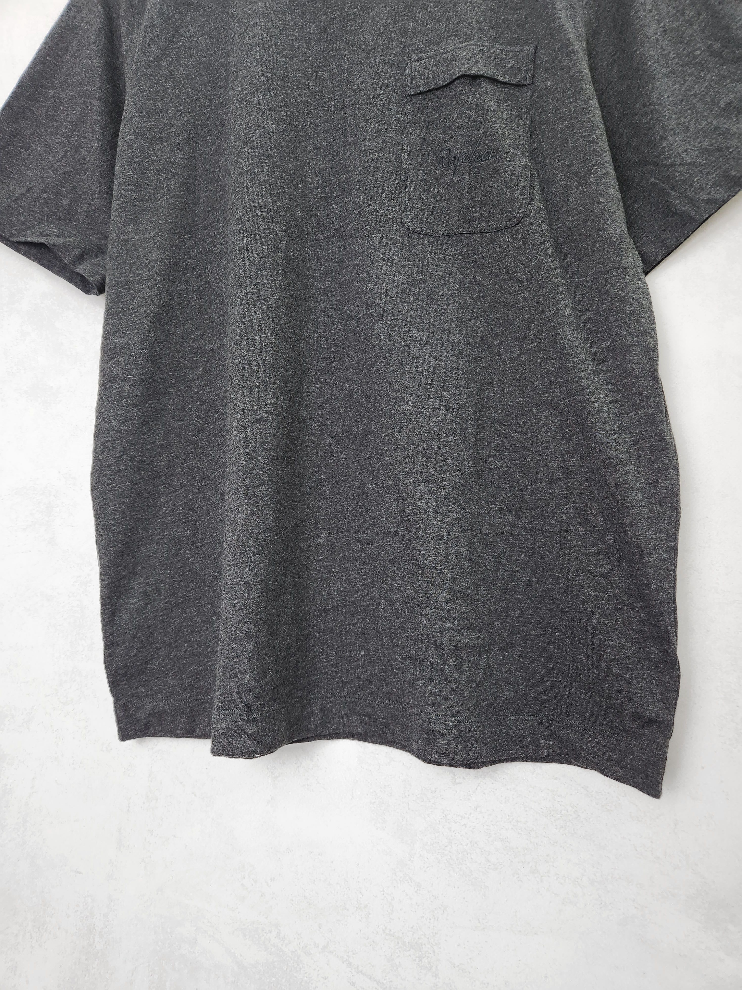Rapha Rapha basic logo pocket t shirt gray size L Size US L / EU 52-54 / 3 - 3 Thumbnail