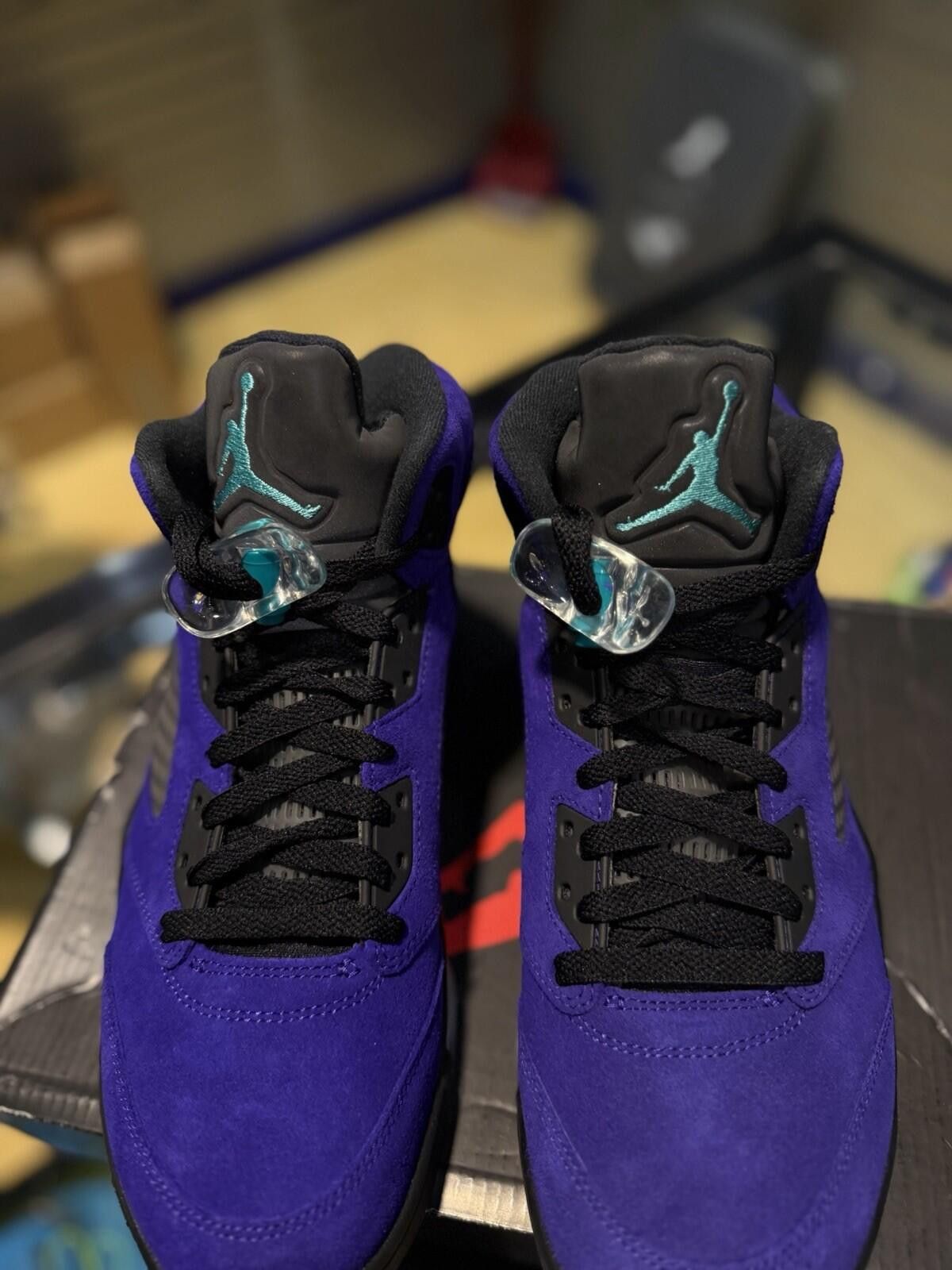 Jordan Brand Jordan 5 Retro Alternate Grape 2020 Size 10 Pre-Owned Purple Size US 10 / EU 43 - 8 Thumbnail