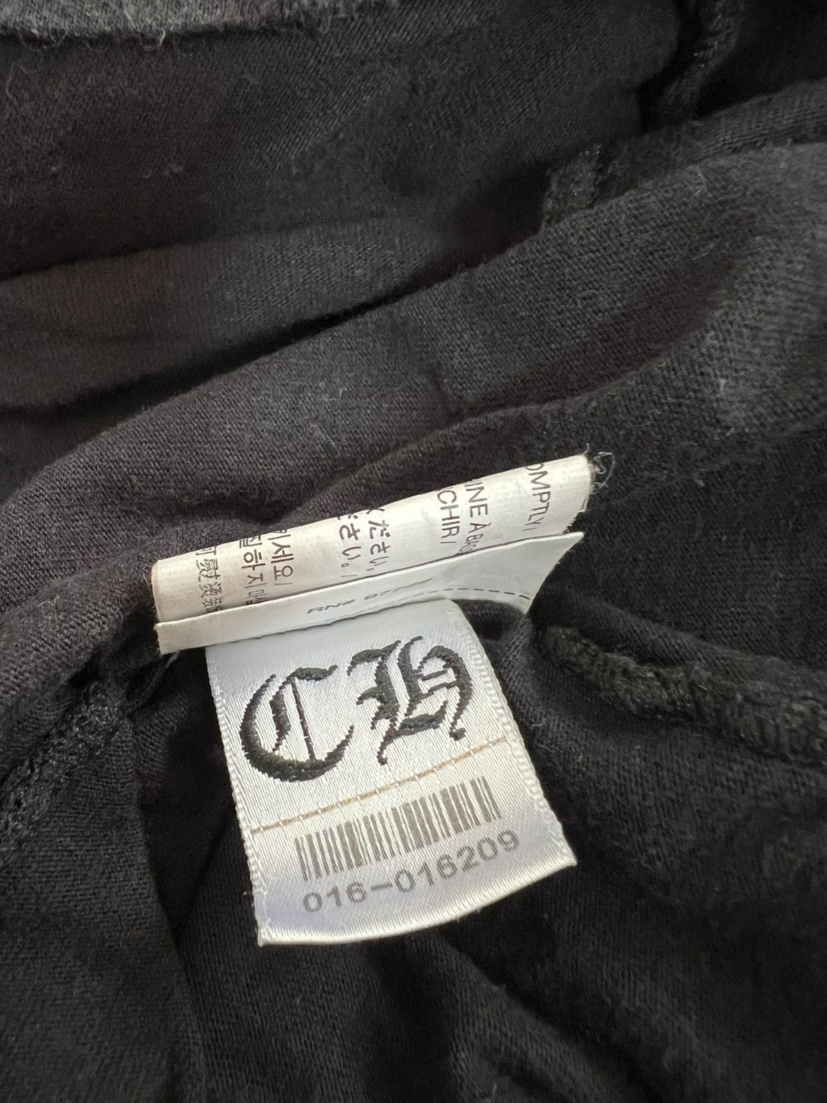 Chrome Hearts RARE! 2010s Chrome Hearts Shoulder Scripts Dagger Tee (S) Size US S / EU 44-46 / 1 - 7 Thumbnail