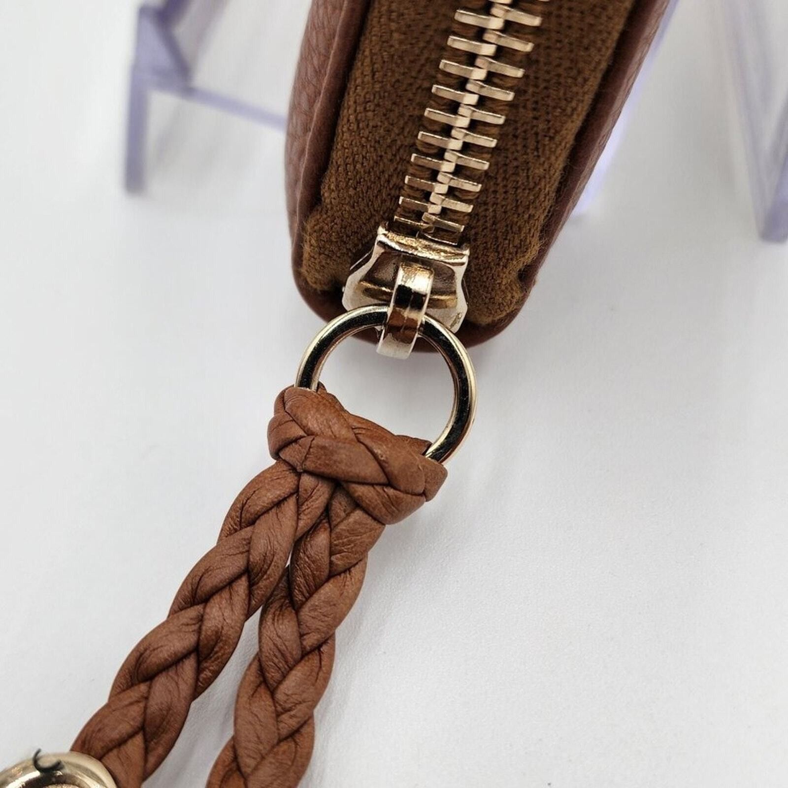 Gucci New GUCCI GG CALF LEATHER TASSEL LONG WALLET IN WHISKY BROWN Size ONE SIZE - 5 Thumbnail