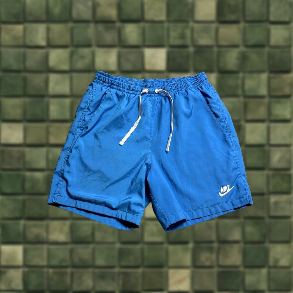 Nike Nike Sportswear Woven Flow Shorts Mens Small Royal Blue AR2382 Size US 29 - 1 Thumbnail