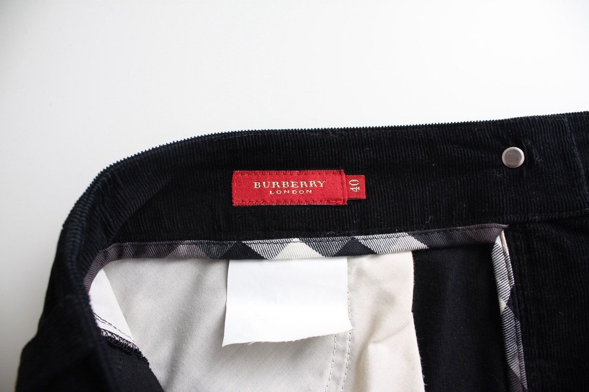 Burberry Burberry Red Label Back Embroidery Logo Corduroy Skirt Size 27" / US 4 / IT 40 - 4 Thumbnail
